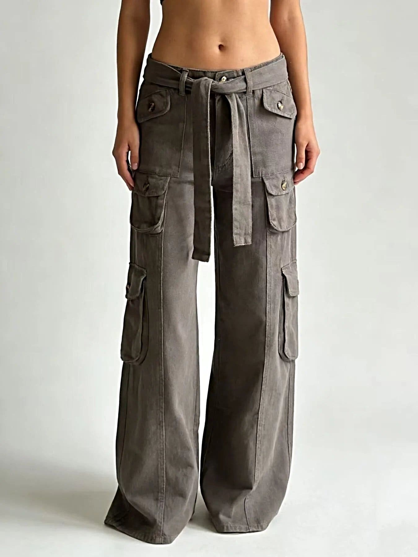 Wide Leg Cargo Jeans -