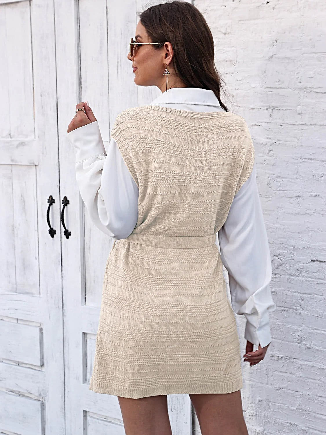Luxury Tie Front Sweater Dress With V-Neck, Sleeveless Design, And Elegant Slit Trendsi