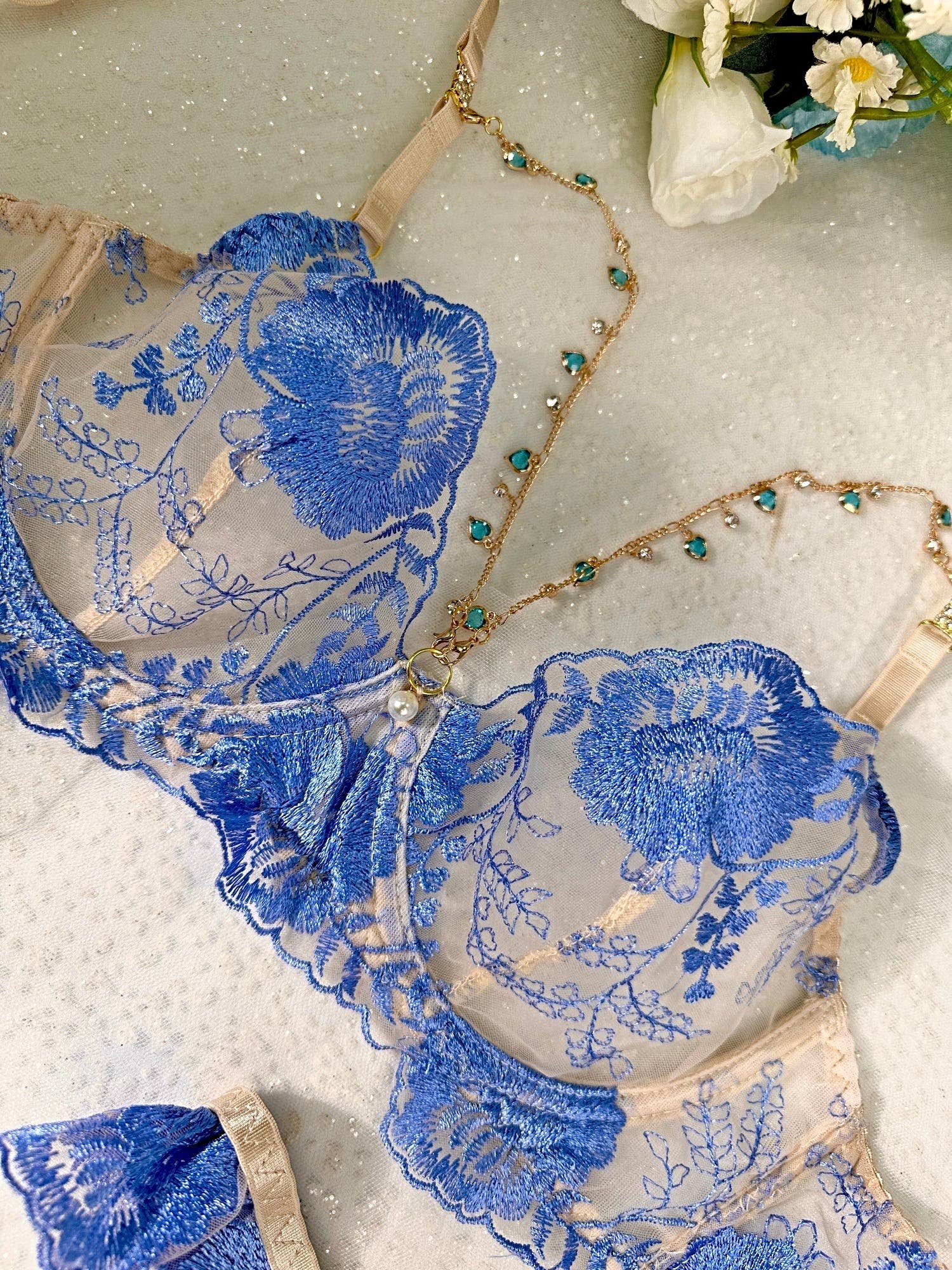 Azure Bloom Chain-Detail Embroidered Lingerie Set - 3 pcs set