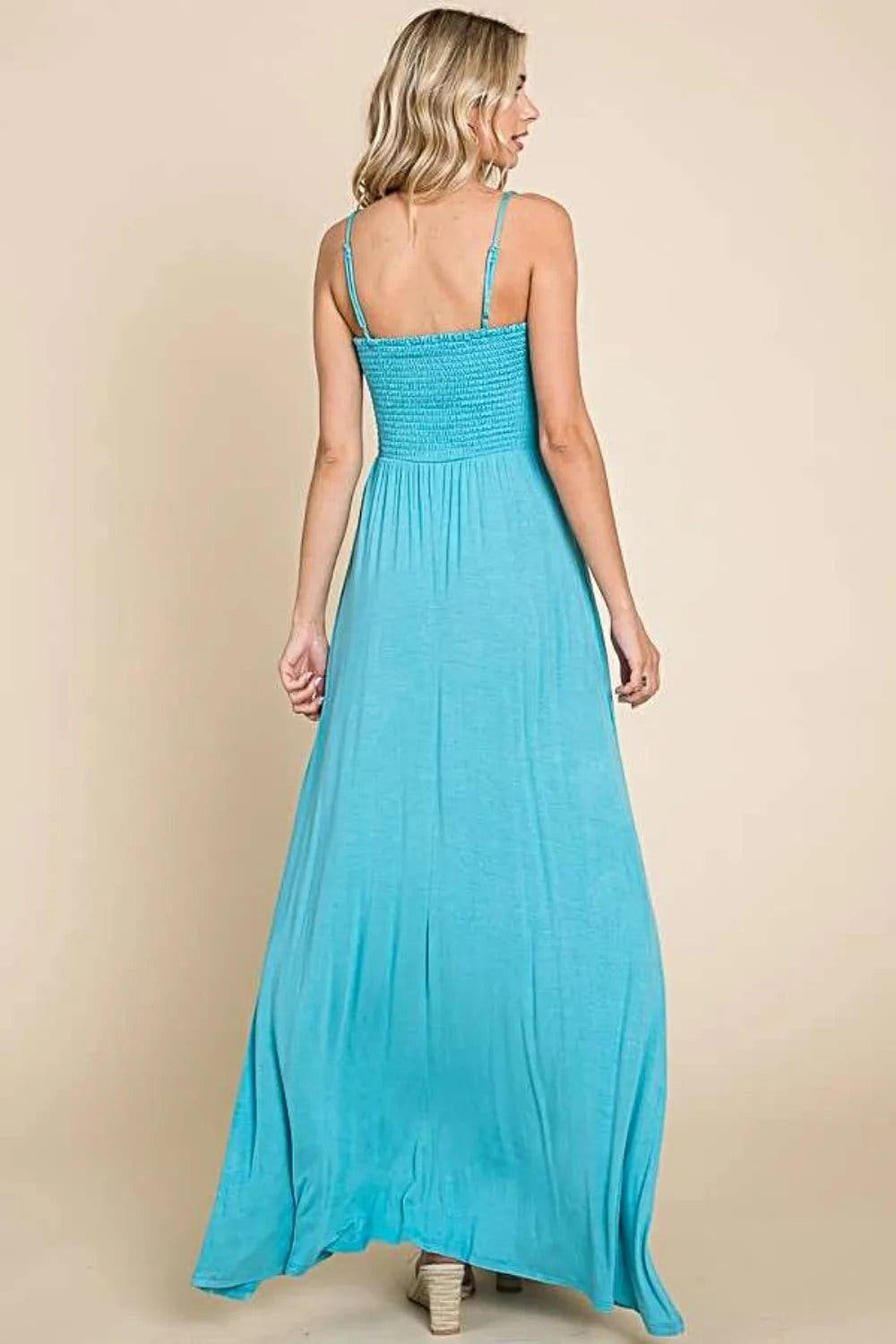 Elegant Smocked Cami Maxi Dress with Pockets - Flattering Fit & Flowing Style Trendsi