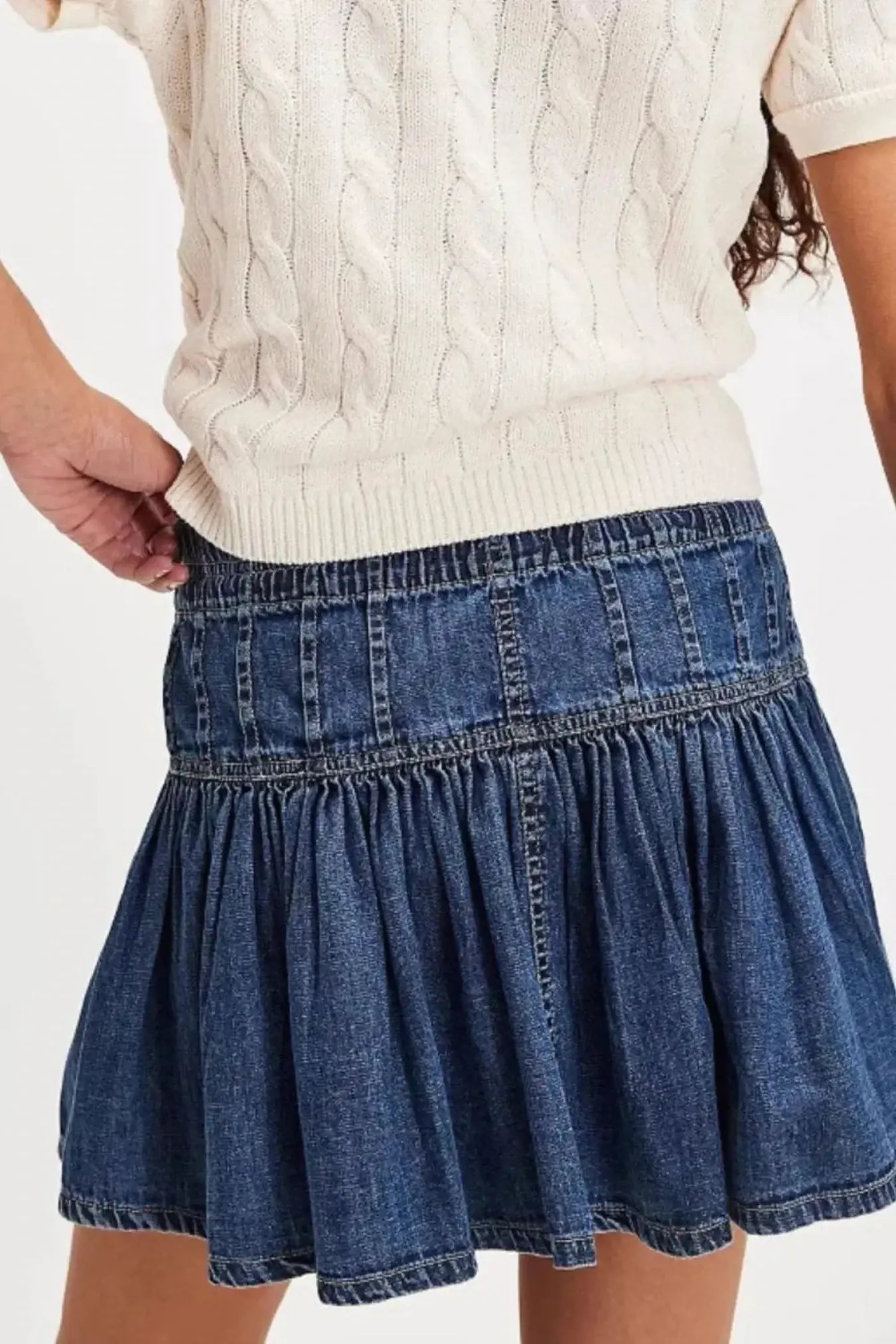 Buttoned Ruffled Mini Denim Skirt -