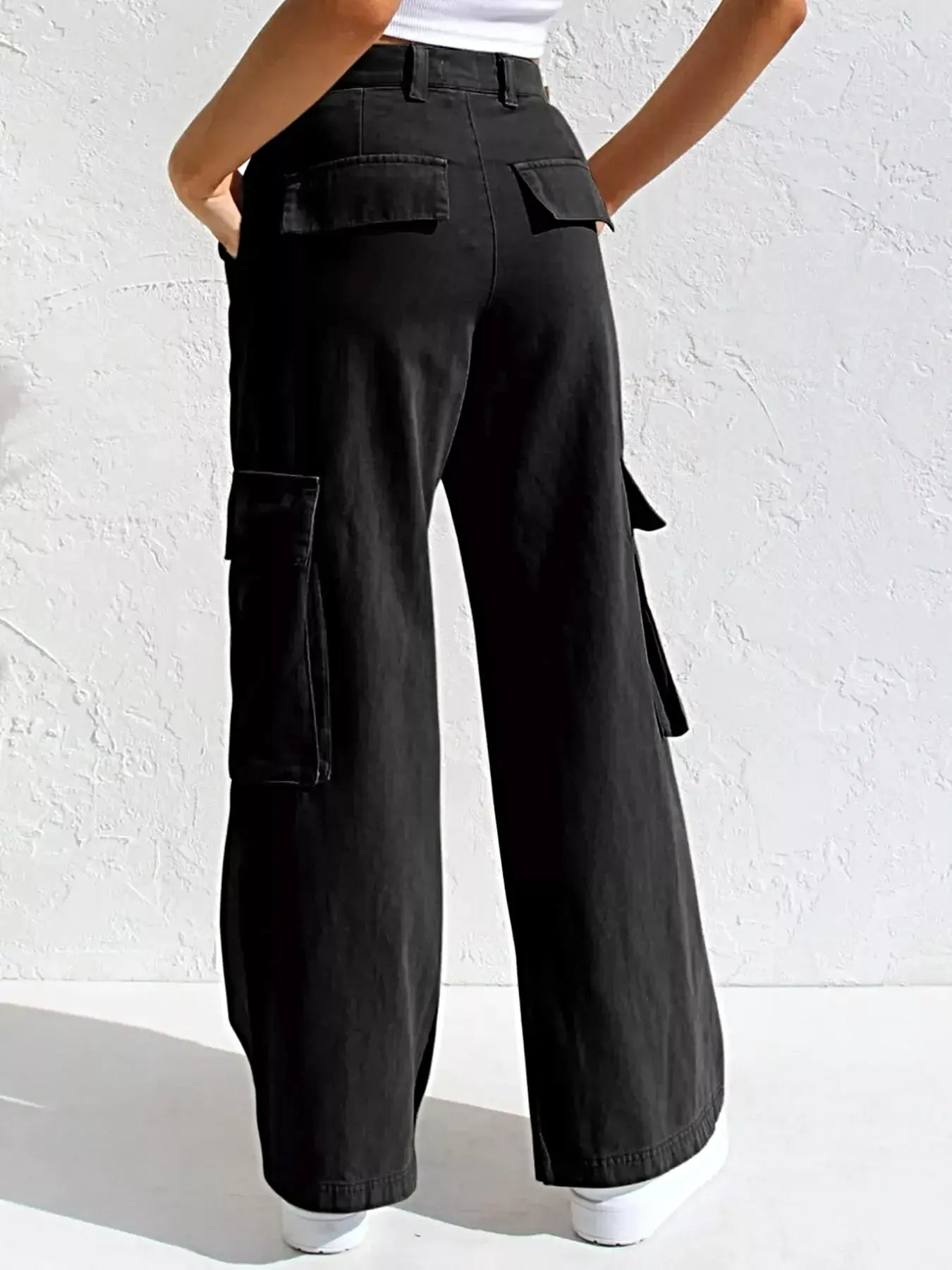 High-Waisted Wide Leg Cargo Jeans -
