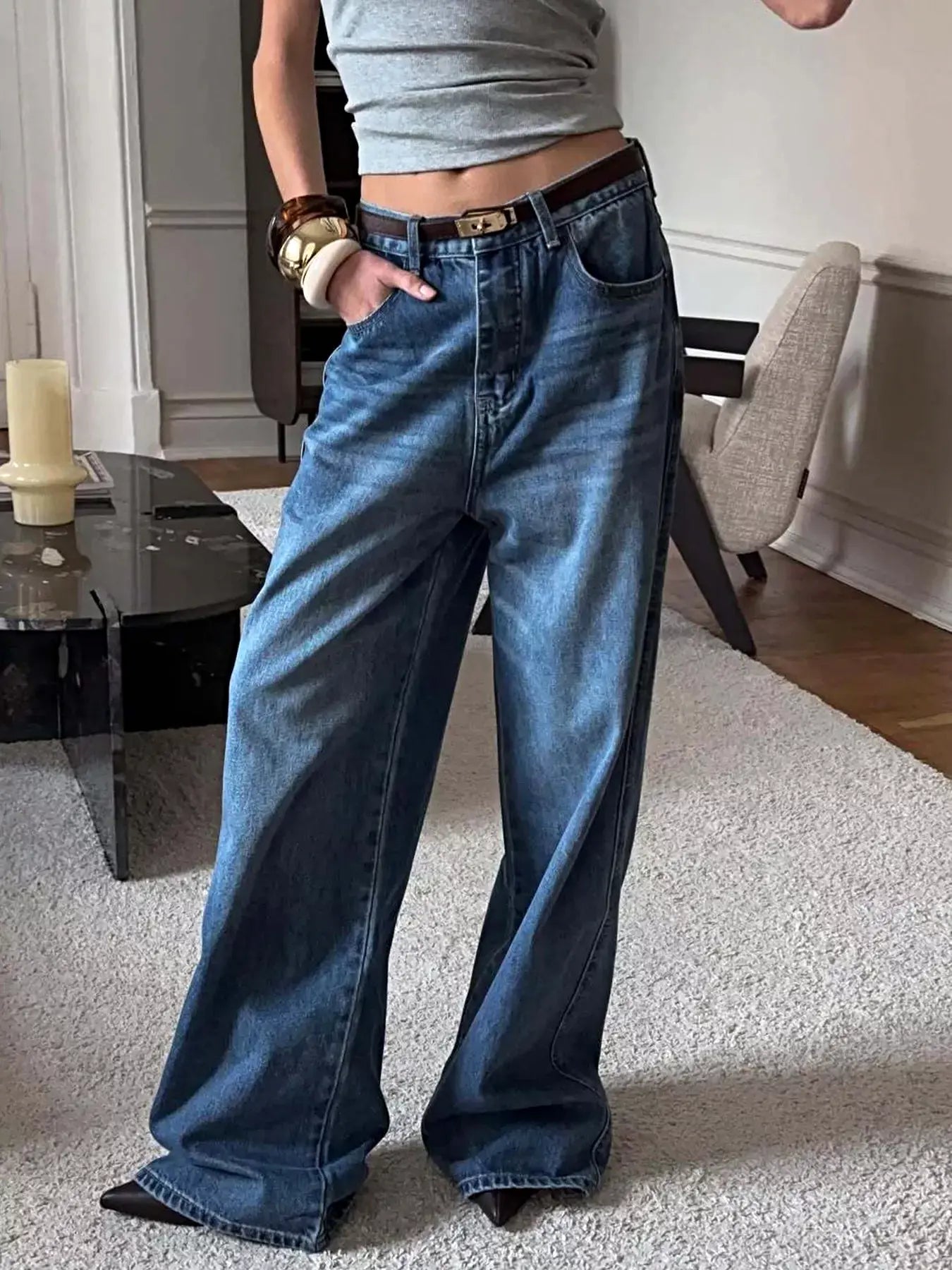 Wide Leg Relaxed Fit Jeans -