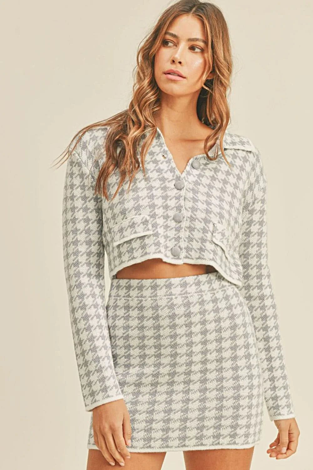 Chic Houndstooth Mini Skirt Set with Cropped Cardigan and Button Design Trendsi
