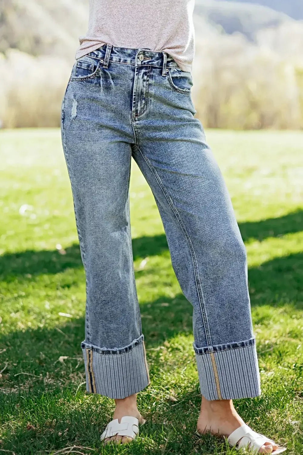 Cuffed Straight Loose Jeans -