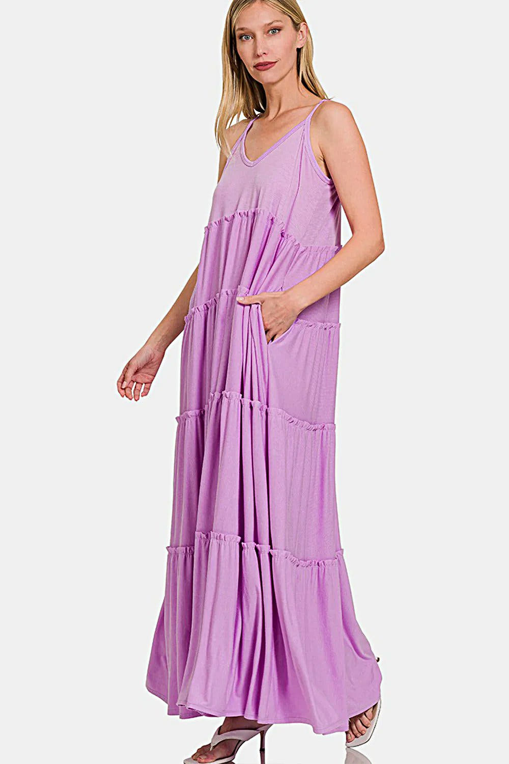 Elegante vestido largo con volantes: estilo camisola escalonado con escote en V para ocasiones especiales Tendencias