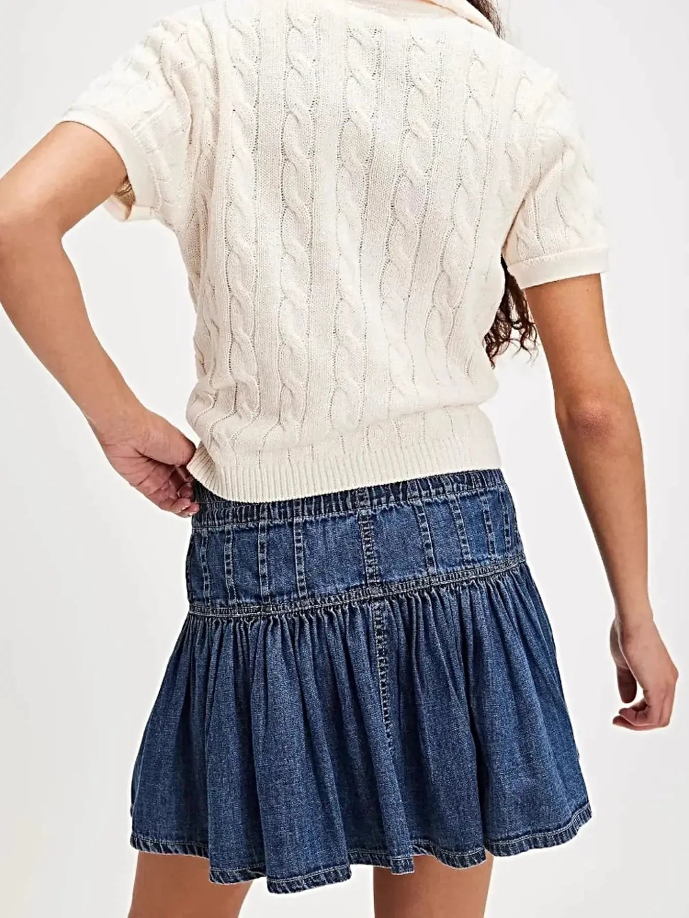 Buttoned Ruffled Mini Denim Skirt -