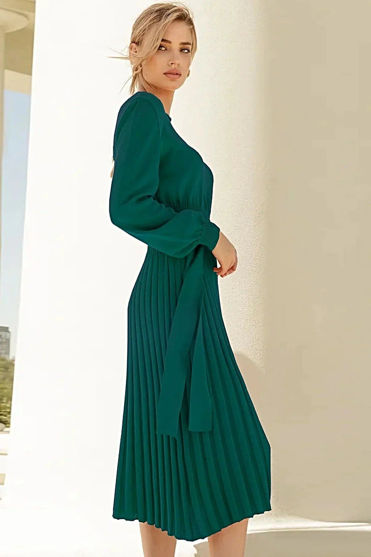 Round Neck Long Sleeve Pleated Sweater Dress -