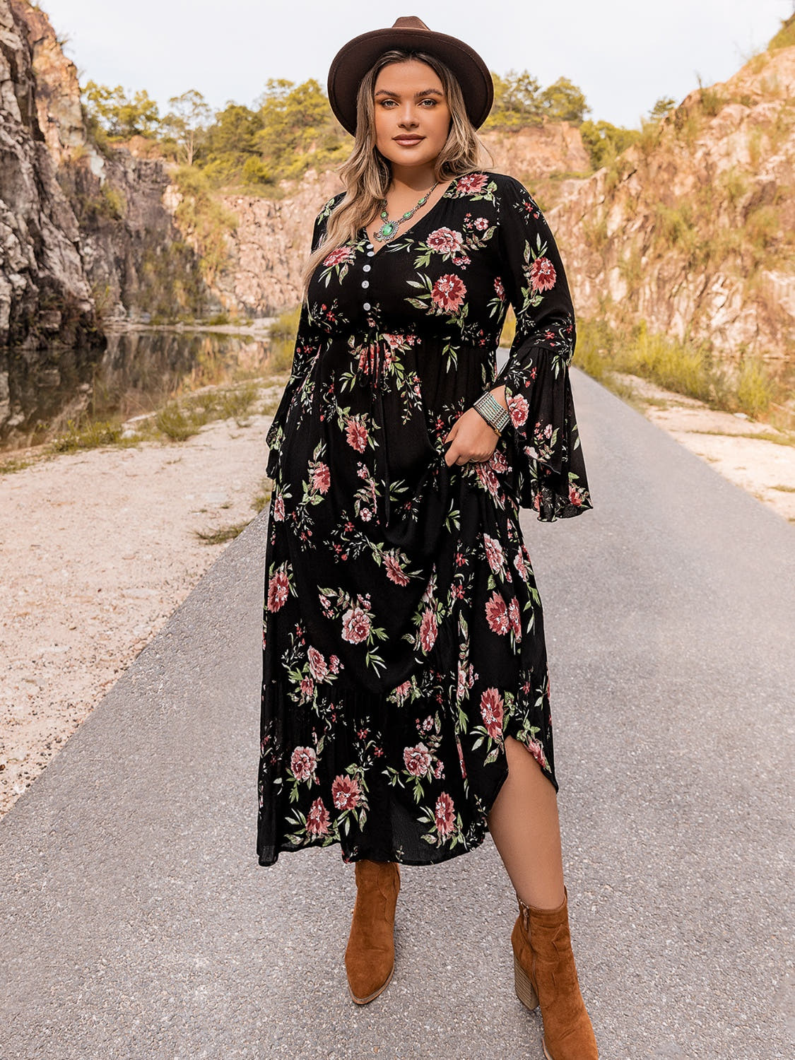 Elegant Plus Size Floral Dress with Flare Sleeves – Slightly Stretchy, Opaque Viscose Fabric Trendsi