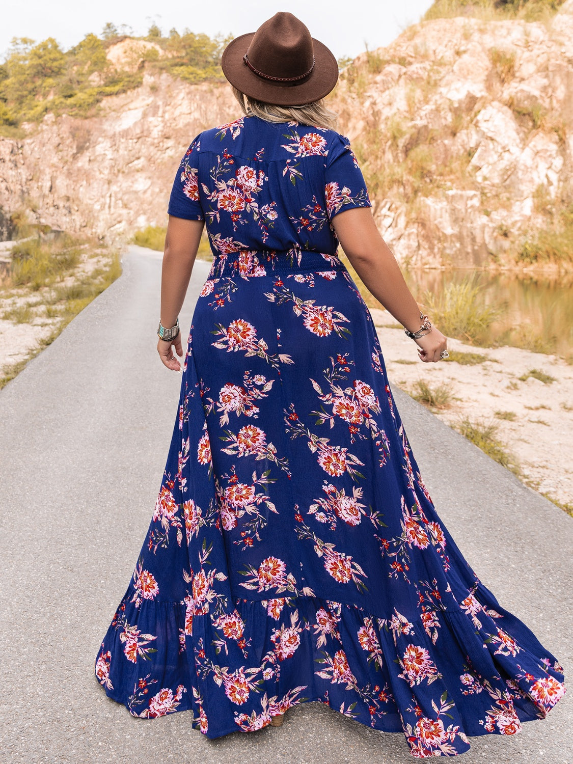Tendencias de vestidos largos con cuello en V de talla grande