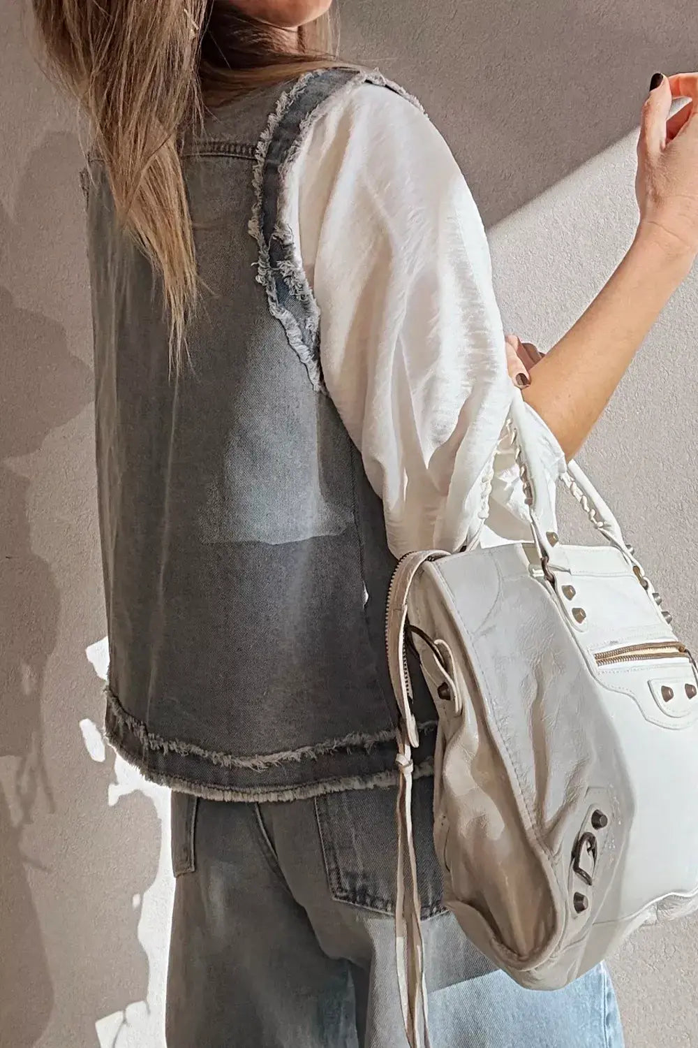 Frayed Edge Flap Pockets Denim Vest Jacket -