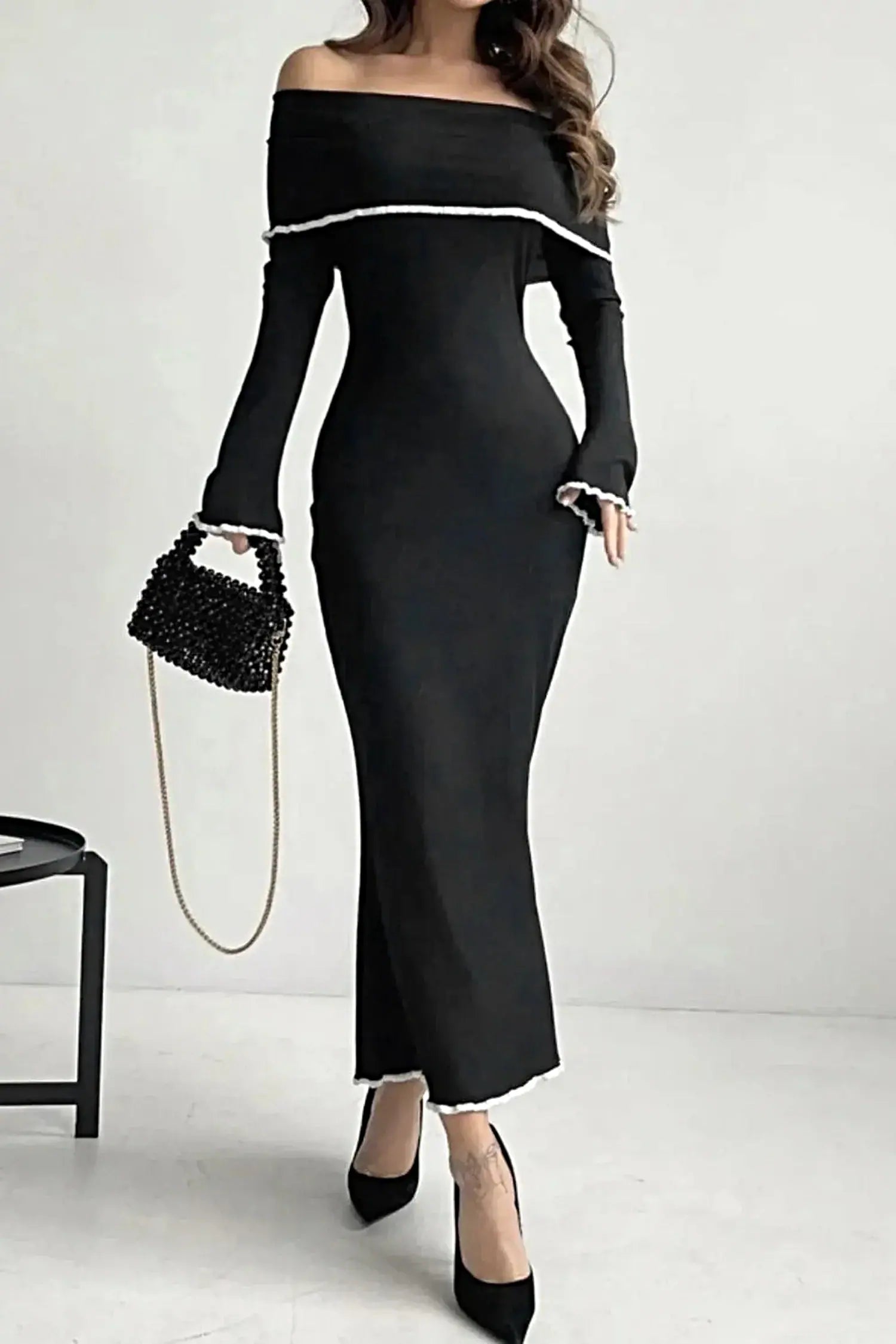Contrast Trim Off-Shoulder Long Sleeve Maxi Sweater Dress -