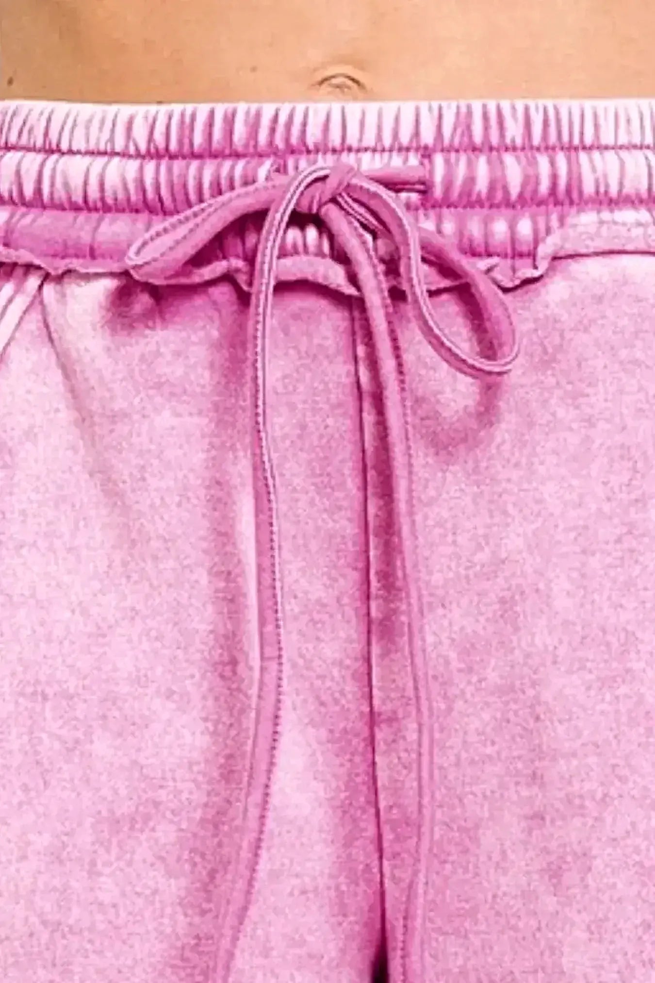 Trendy Acid Wash Drawstring Shorts With Pockets - Cozy Fleece Fabric for Casual Comfort -