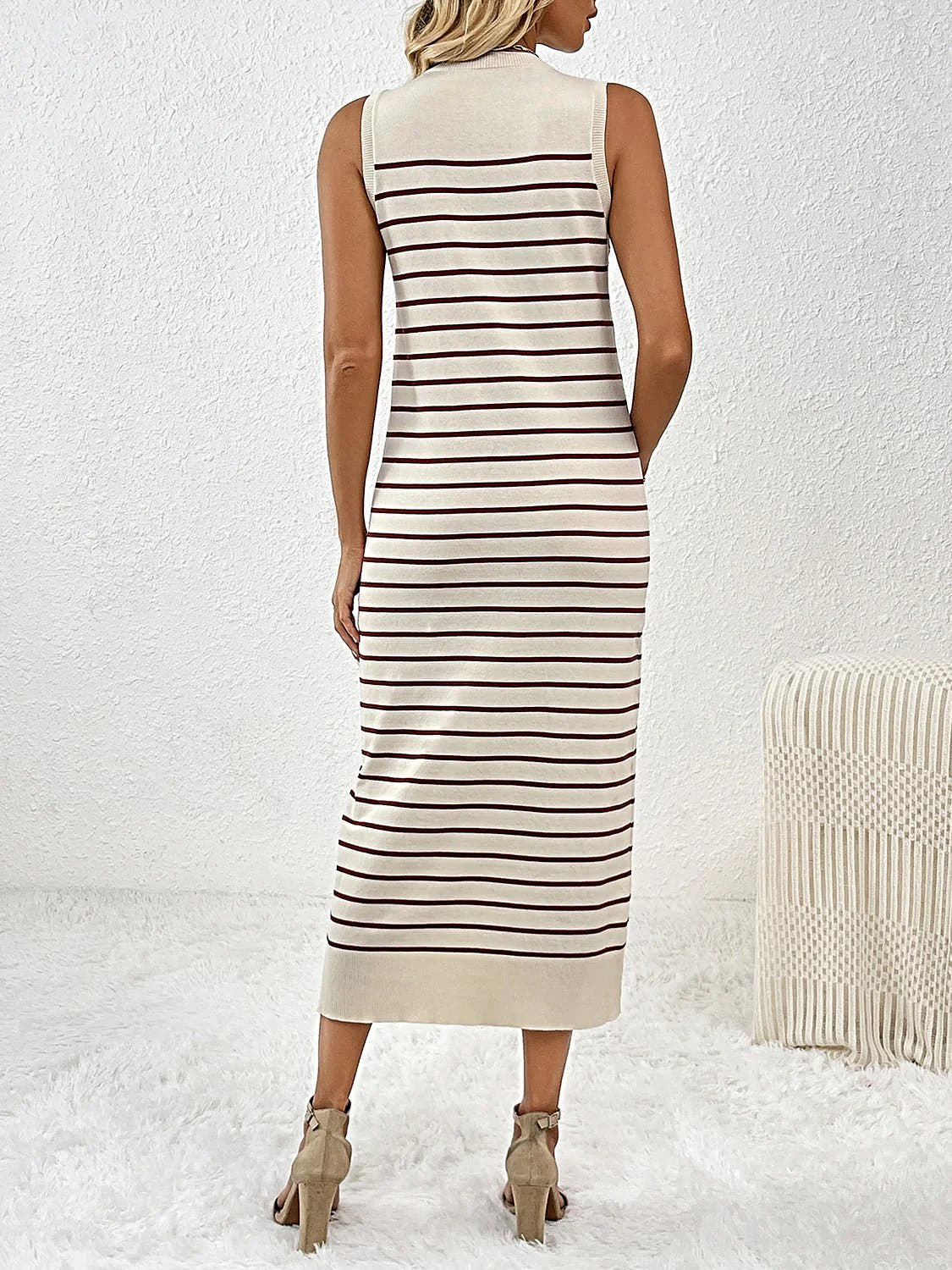 Round Neck Sleeve Midi Knit Dress -