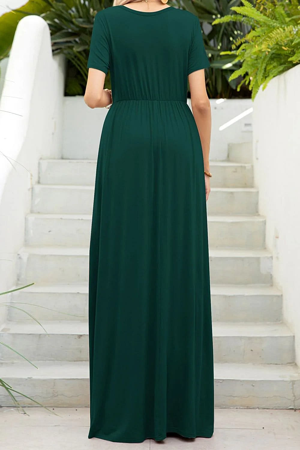 Luxury Round Neck Maxi Dress with Pockets, Highly Stretchy Casual Dress in Solid Colors Trendsi
