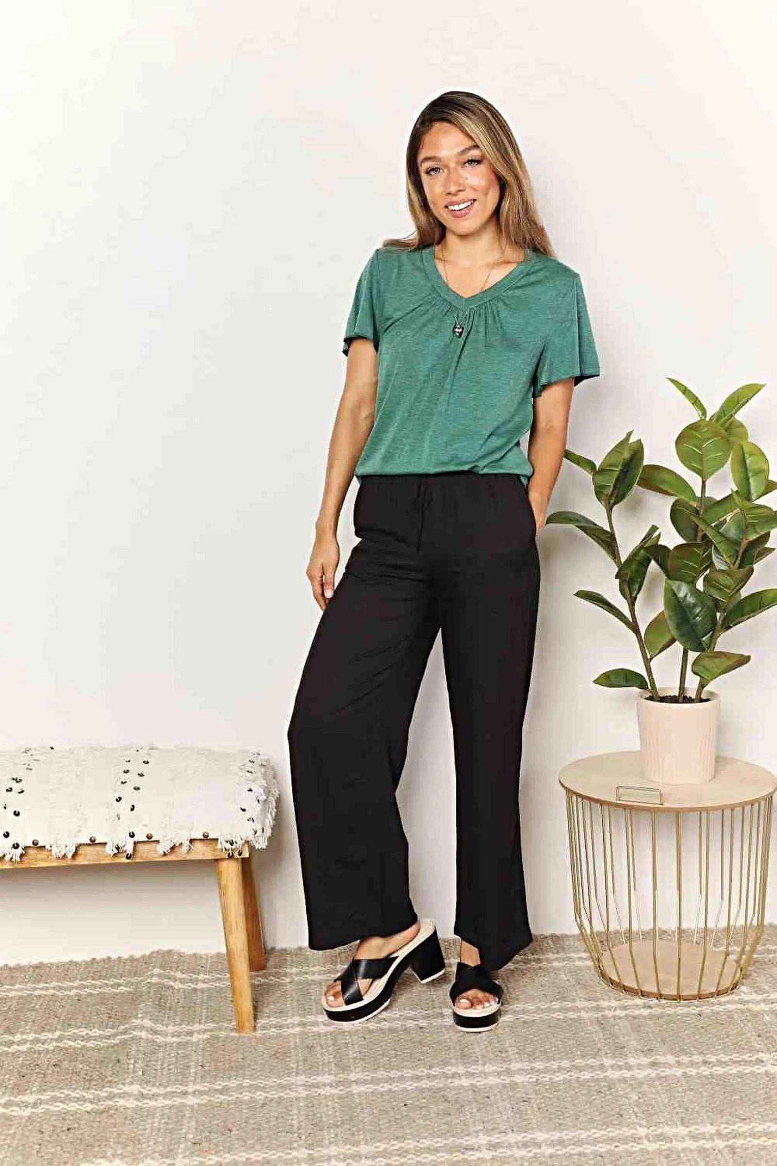 Stylish Ruched V-Neck T-Shirt with Flutter Sleeves - Chic Everyday Essential Trendsi