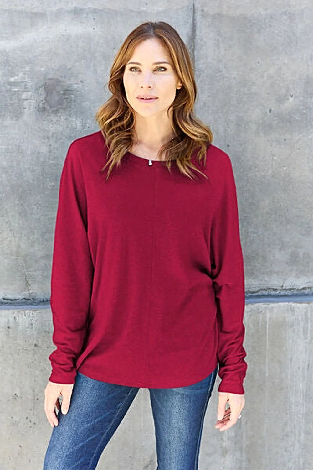 Elegant Basic Round Neck Shirt - Full Size Long Sleeve T-Shirt for Effortless Style Trendsi