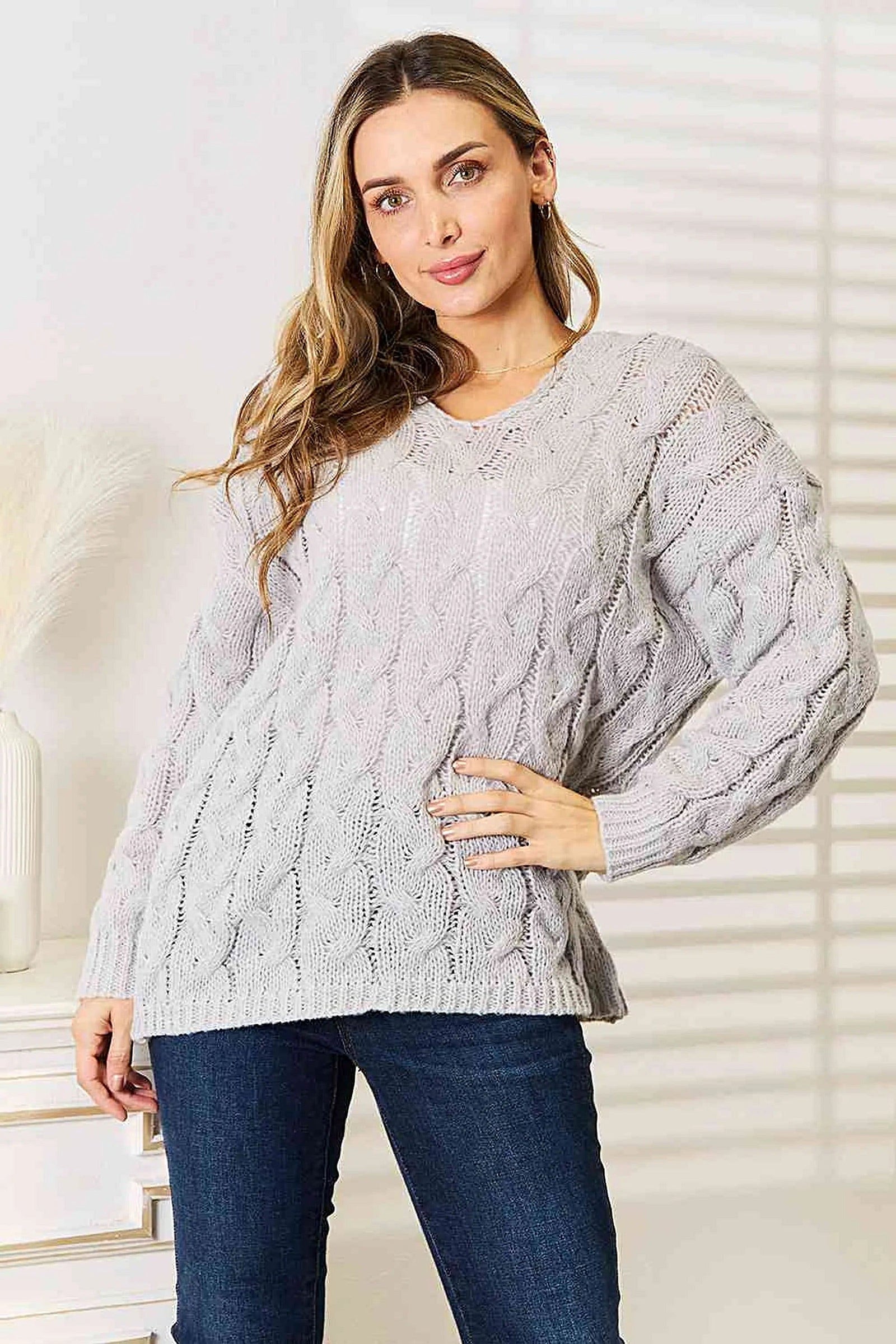Luxurious Cable Knit Hooded Sweater with Classic Design - Perfect for Chilly Days Trendsi