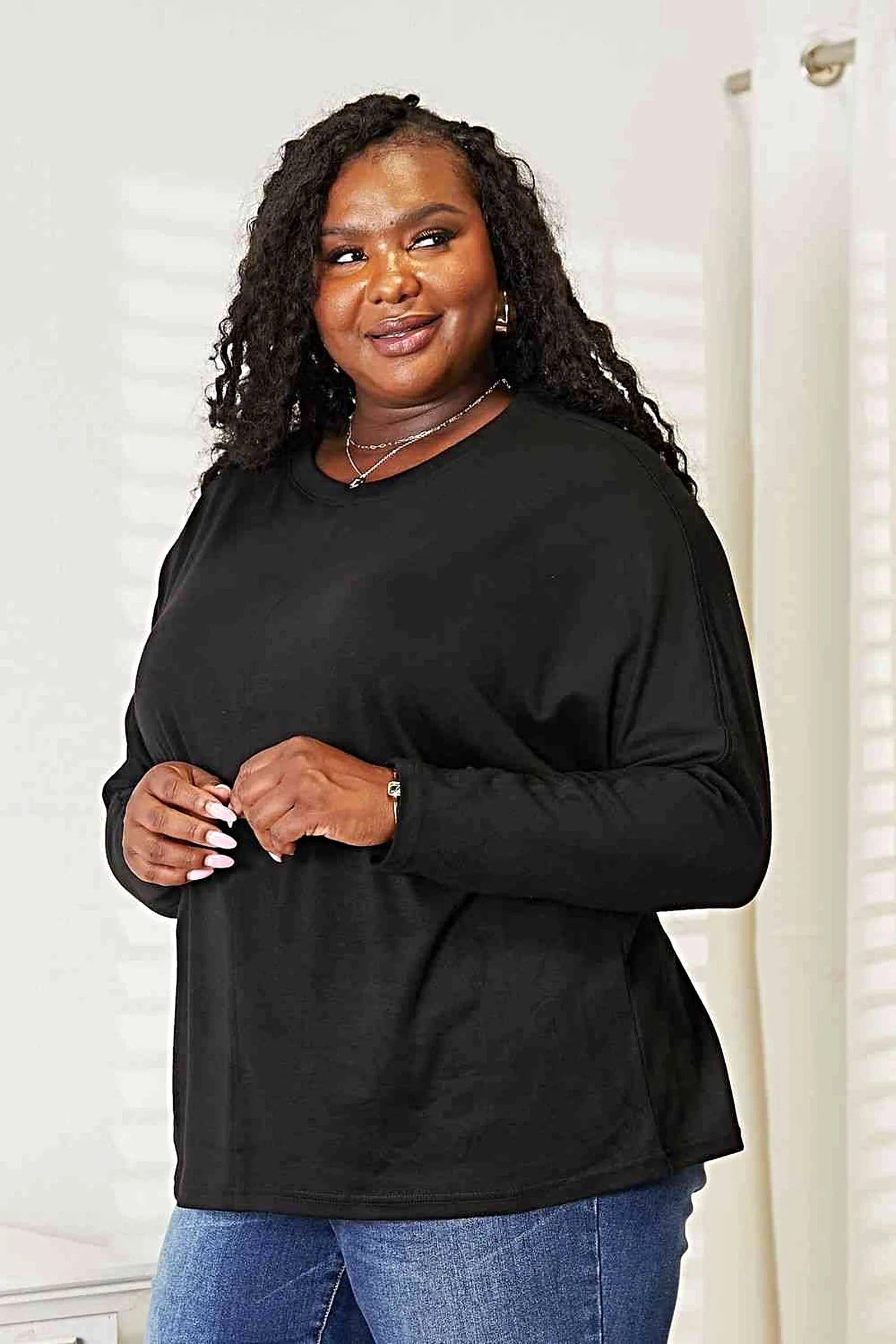 Sophisticated Round Neck Long Sleeve Shirt with Seam Detail – Versatile Basic Top Trendsi