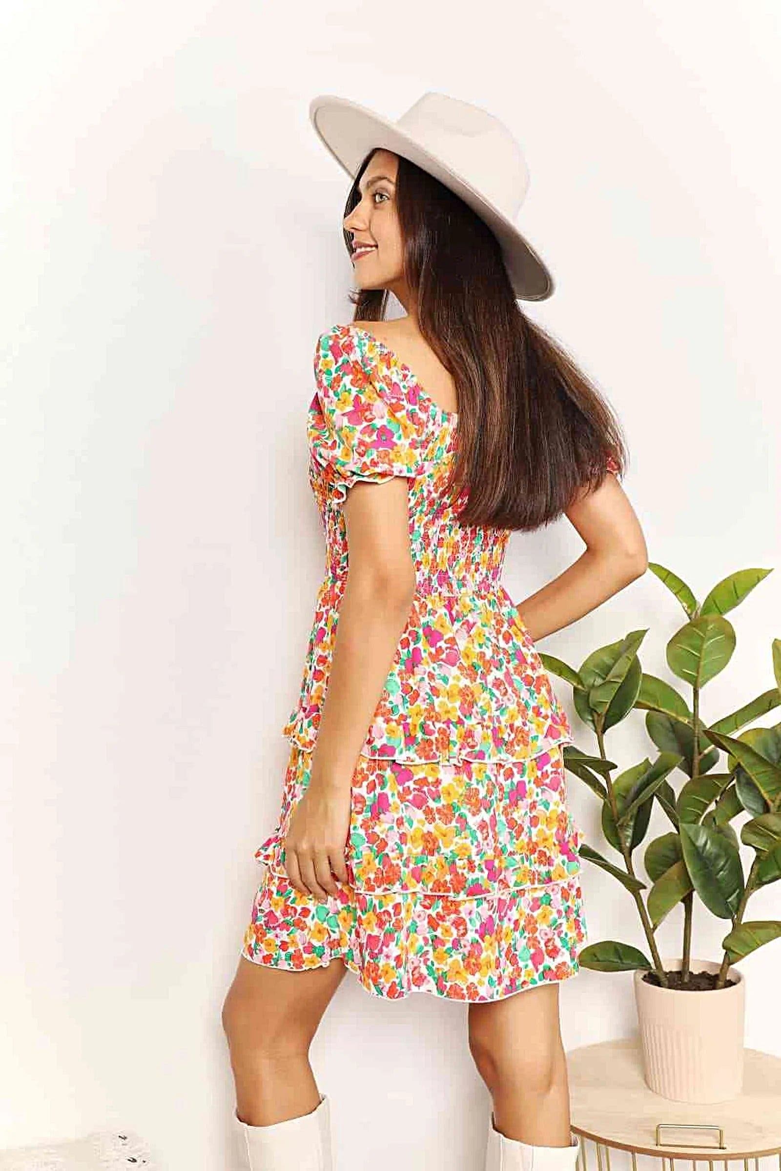 Smocked Sweetheart Dress with Flounce Sleeves - Floral Mini Dress for Effortless Elegance Trendsi