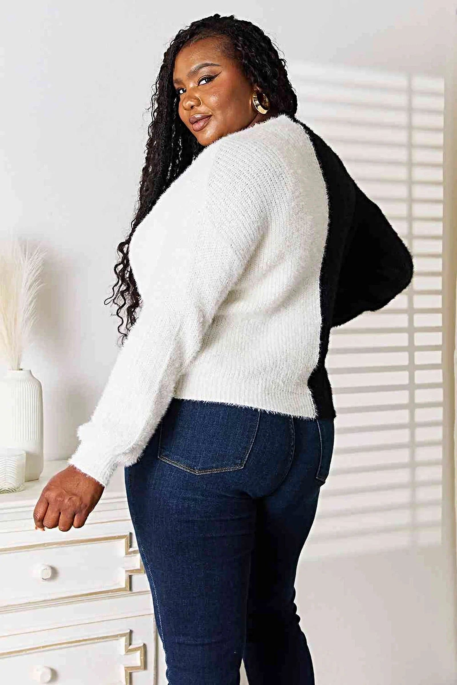 Woven Right Contrast Button-Front V-Neck Cardigan, Also in Plus sizes -