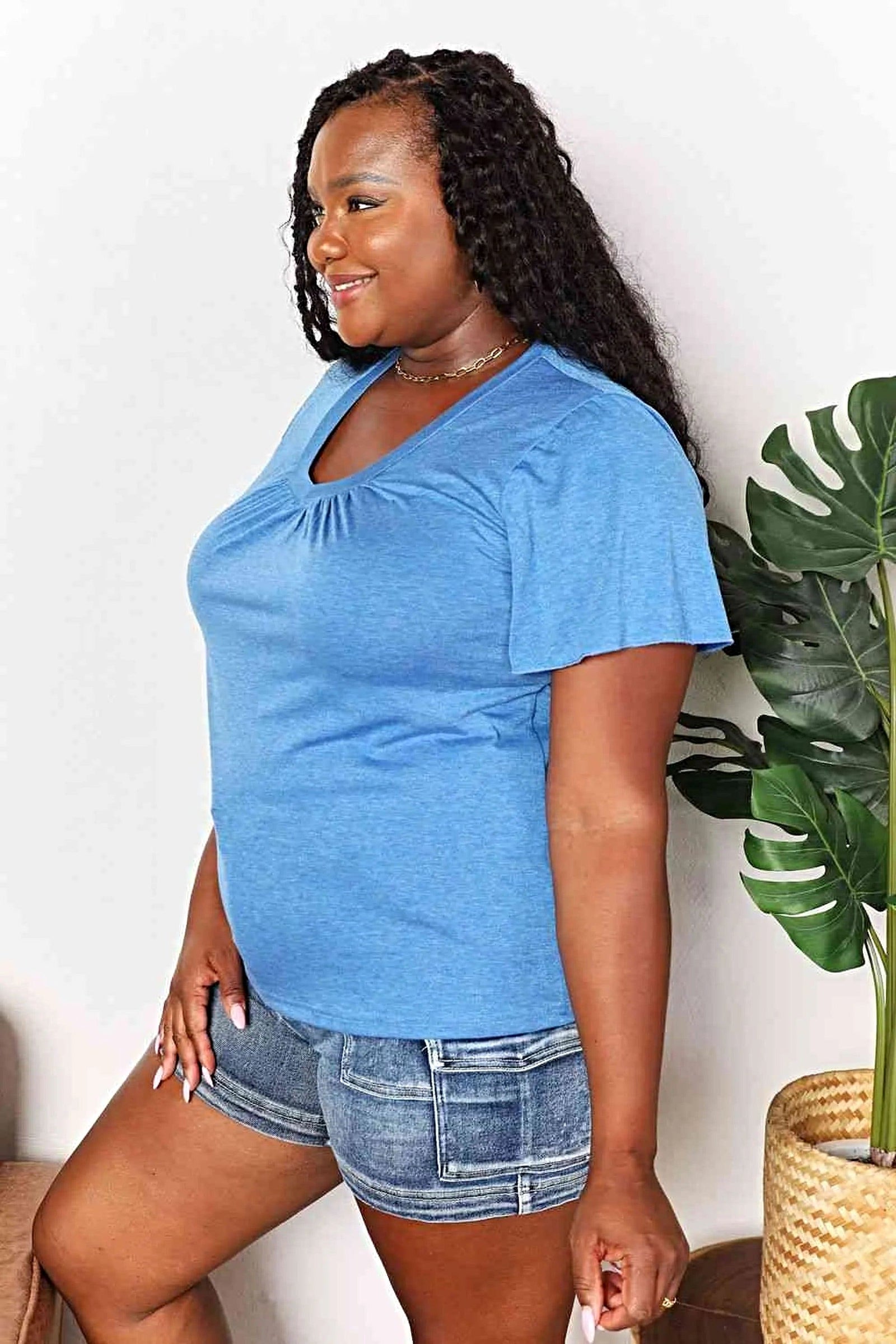 Stylish Ruched V-Neck T-Shirt with Flutter Sleeves - Chic Everyday Essential Trendsi