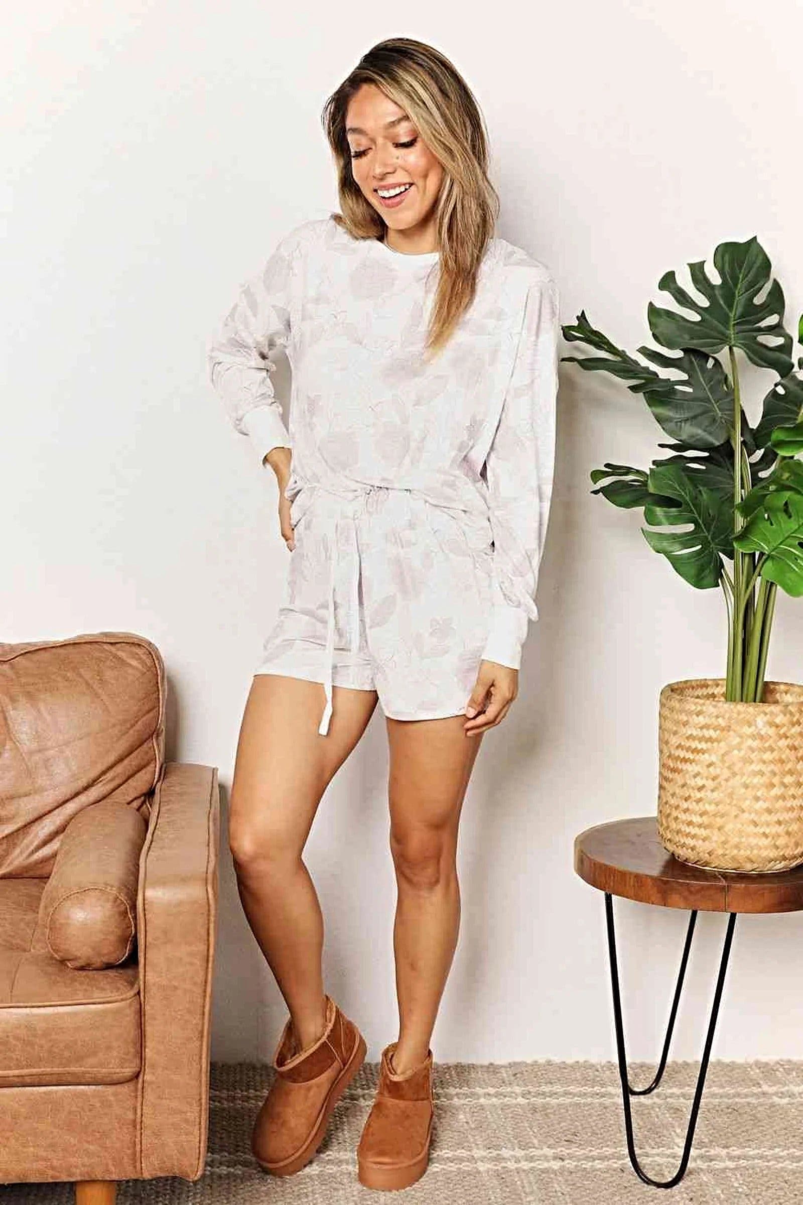 Floral Loungewear Set - Chic 2-Piece Long Sleeve Top & Shorts - Plus Sizes Available Trendsi