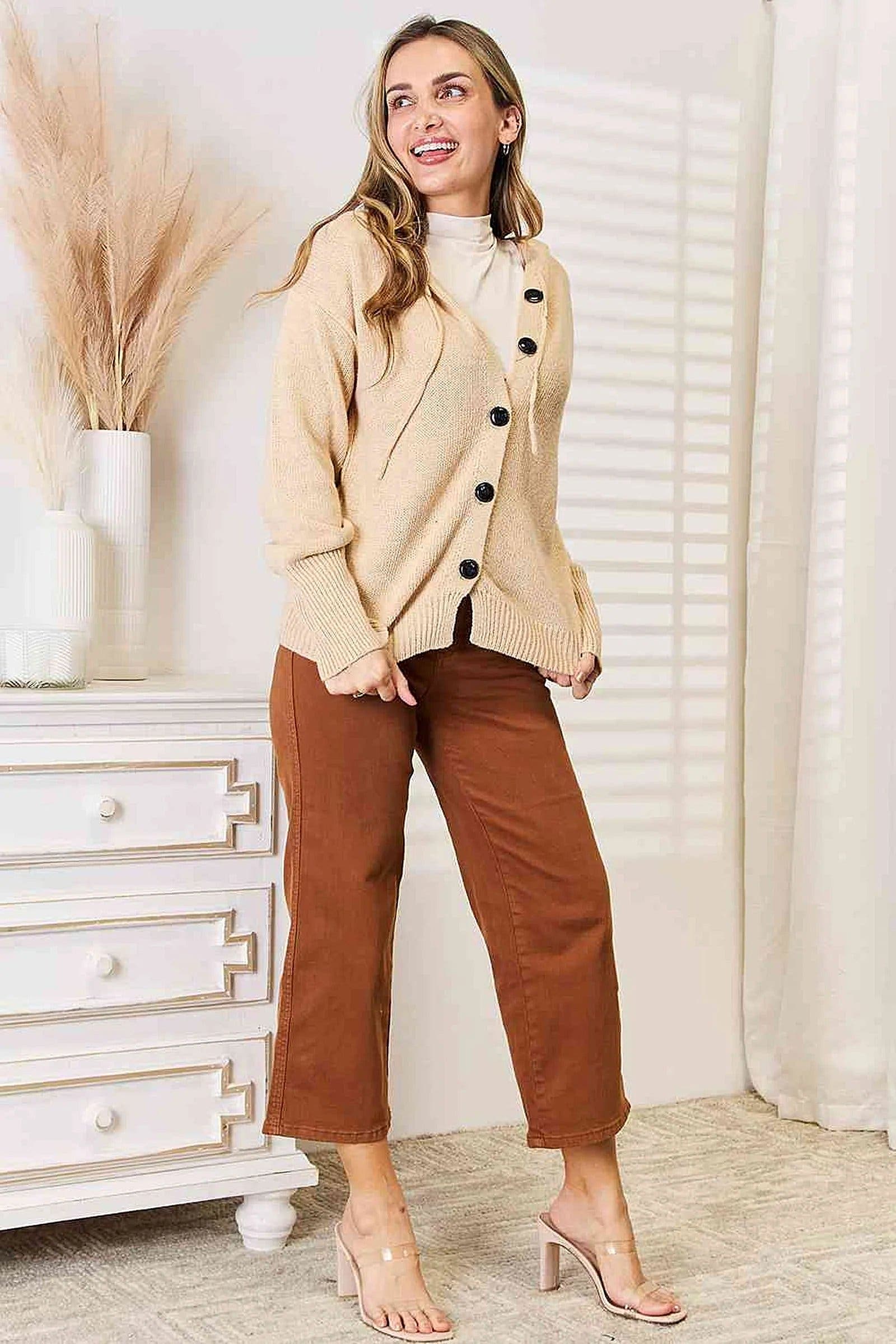 Stylish Woven Right Long Sleeve Hooded Sweater with Button-Down Design for Cozy Comfort Trendsi