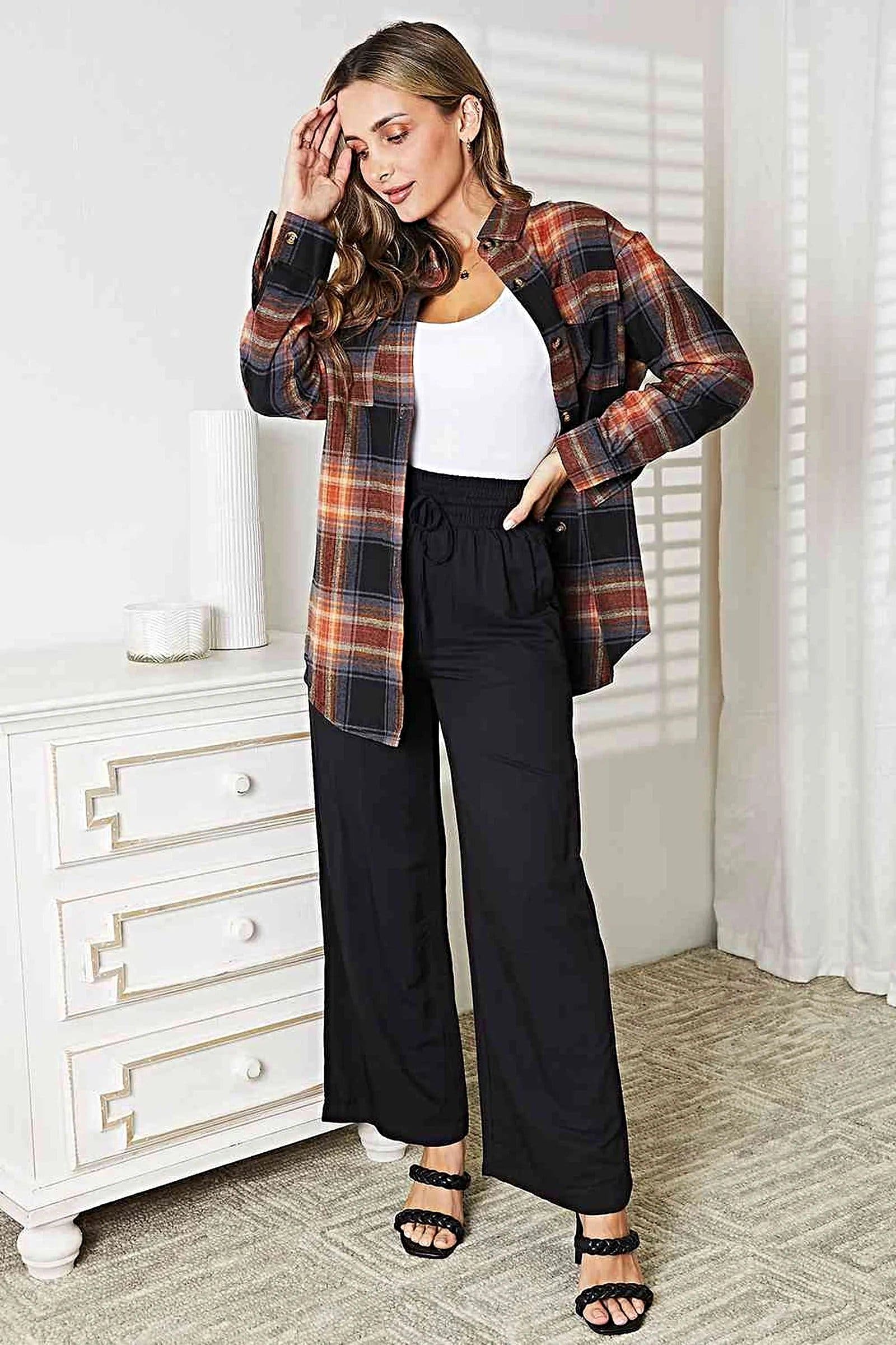 Chic 100% Polyester Plaid Dropped Shoulder Shirt with Collared Neckline and Relaxed Fit Trendsi
