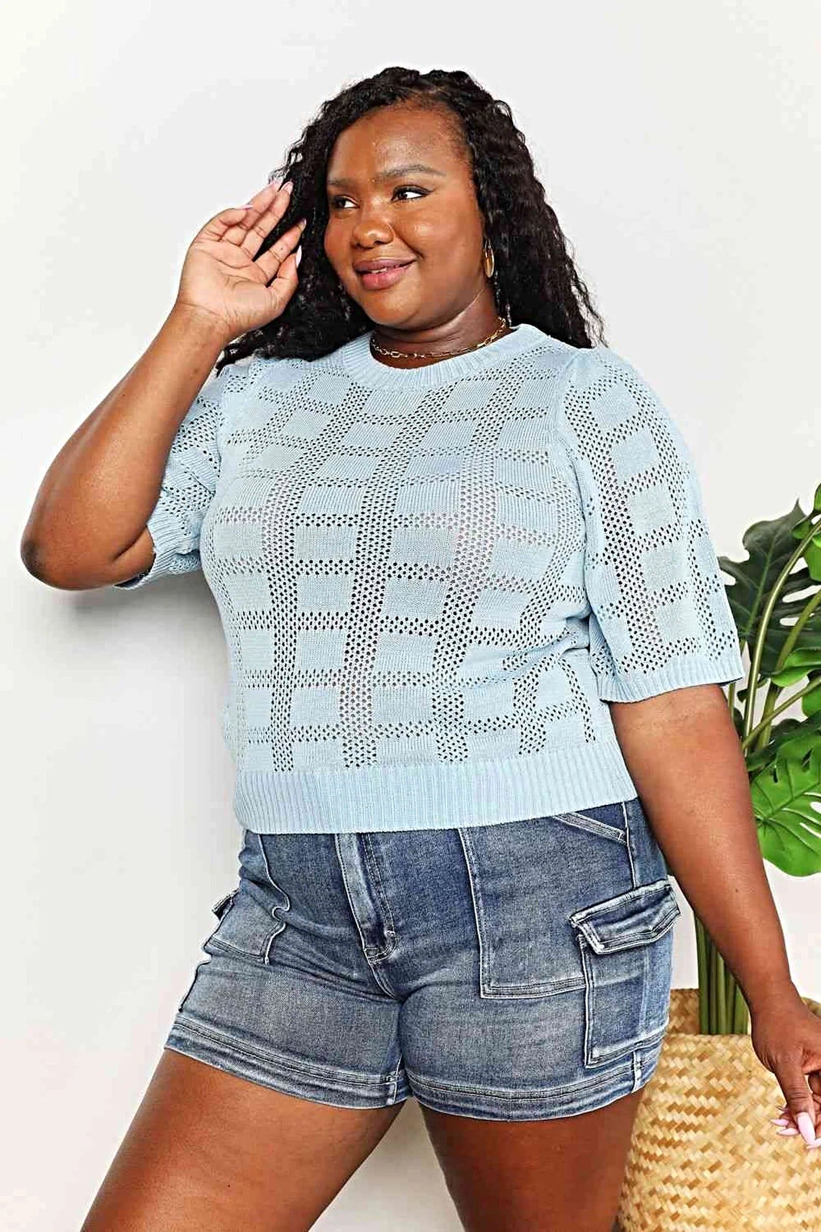 Chic Ribbed Knit Top with Round Neckline and Half Sleeves for Effortless Style Trendsi