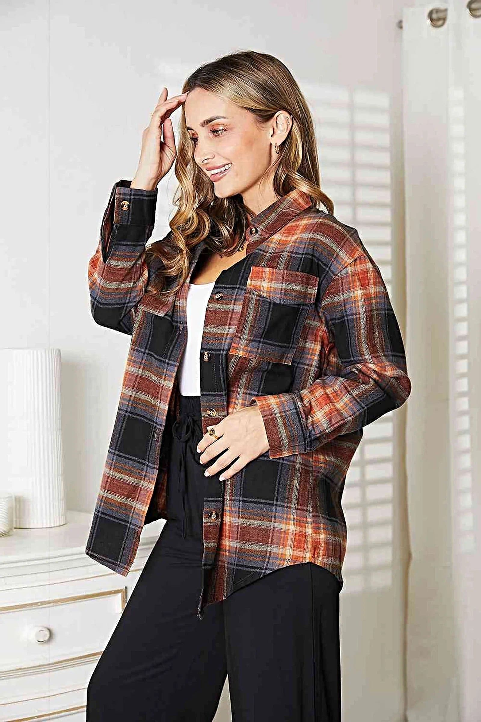 Chic 100% Polyester Plaid Dropped Shoulder Shirt with Collared Neckline and Relaxed Fit Trendsi