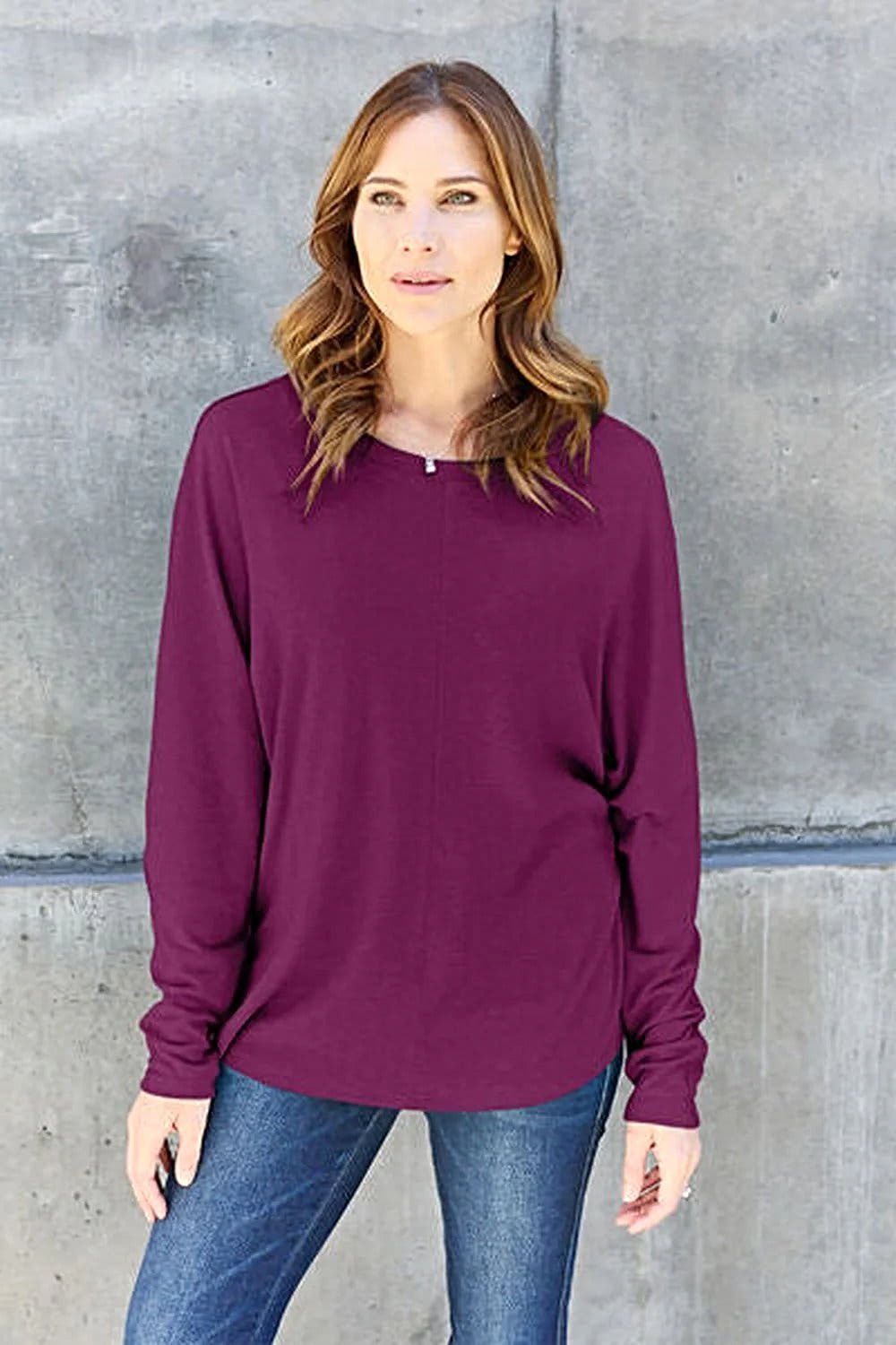 Elegant Basic Round Neck Shirt - Full Size Long Sleeve T-Shirt for Effortless Style Trendsi