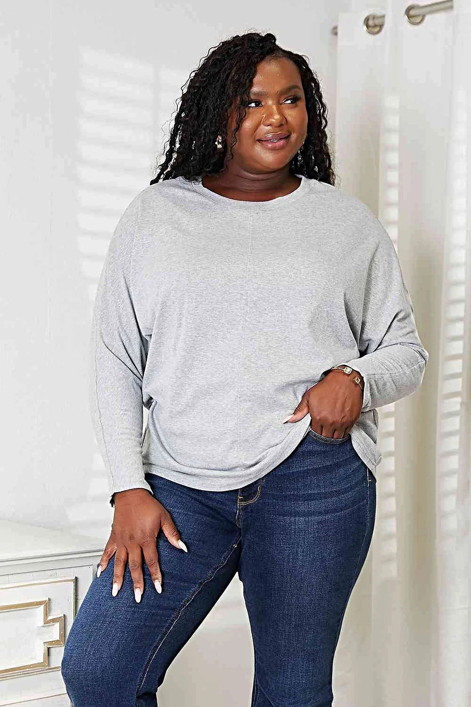 Sophisticated Round Neck Long Sleeve Shirt with Seam Detail – Versatile Basic Top Trendsi