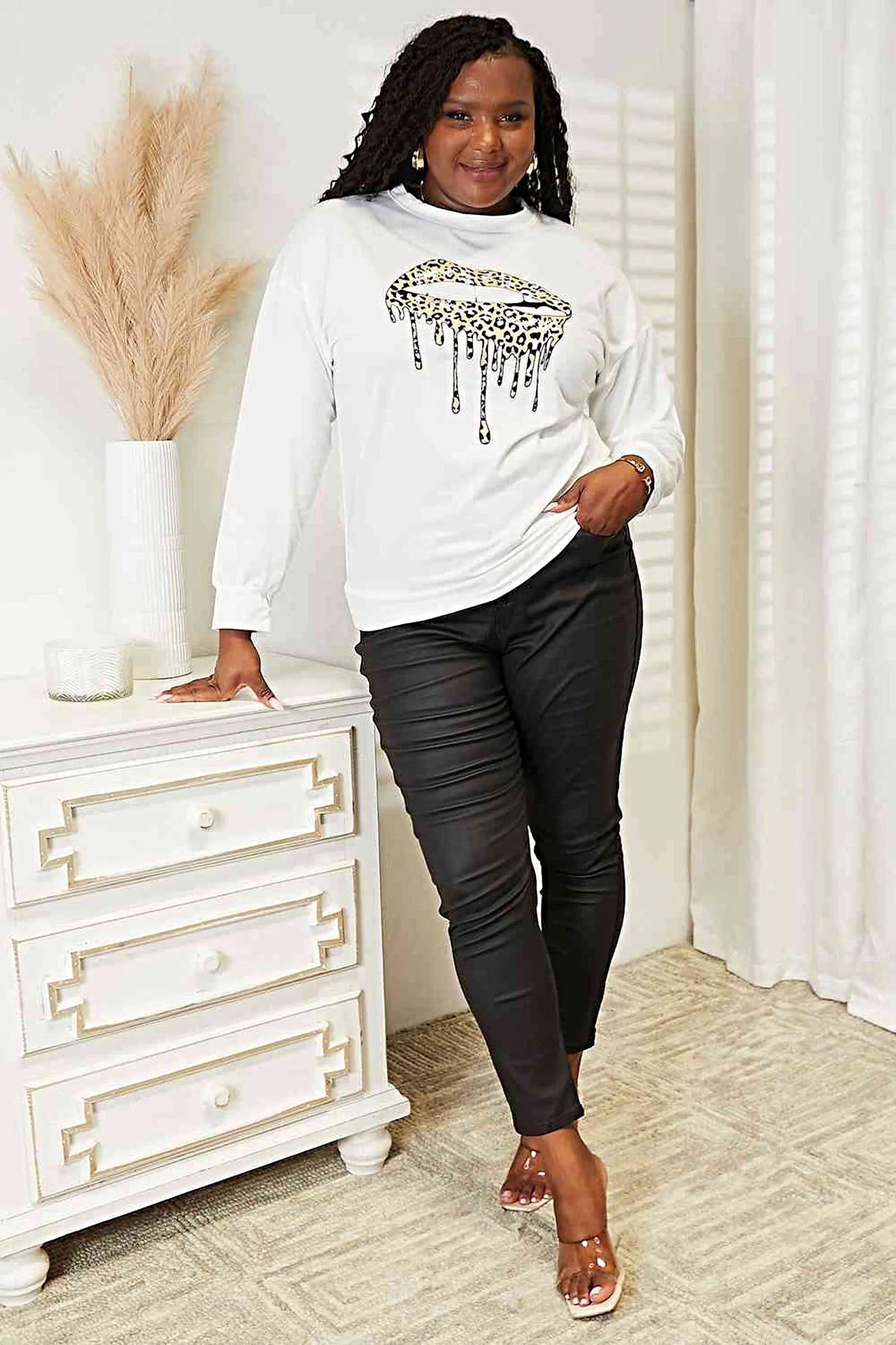 Trendy Graphic Sweatshirt Women with Dropped Shoulder & Round Neck - Casual Comfort Trendsi