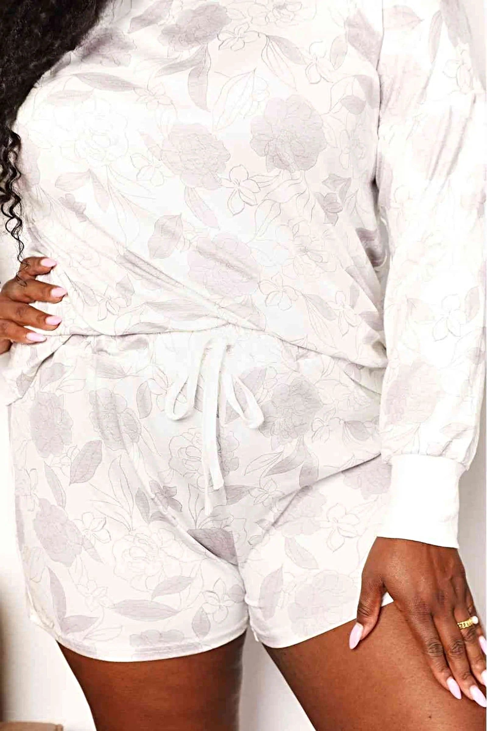 Floral Loungewear Set - Chic 2-Piece Long Sleeve Top & Shorts - Plus Sizes Available Trendsi