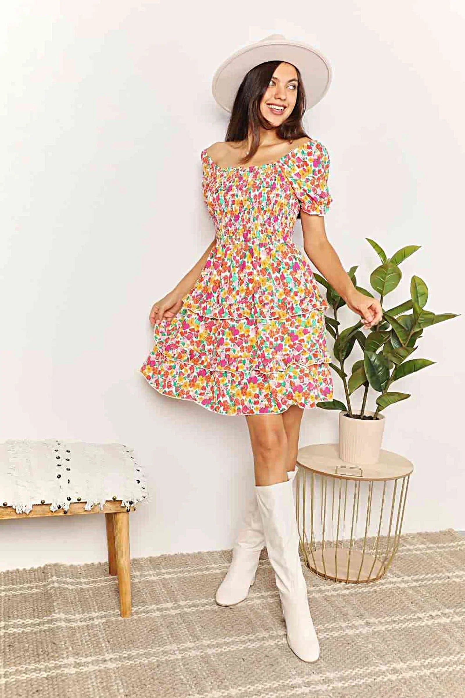 Smocked Sweetheart Dress with Flounce Sleeves - Floral Mini Dress for Effortless Elegance Trendsi