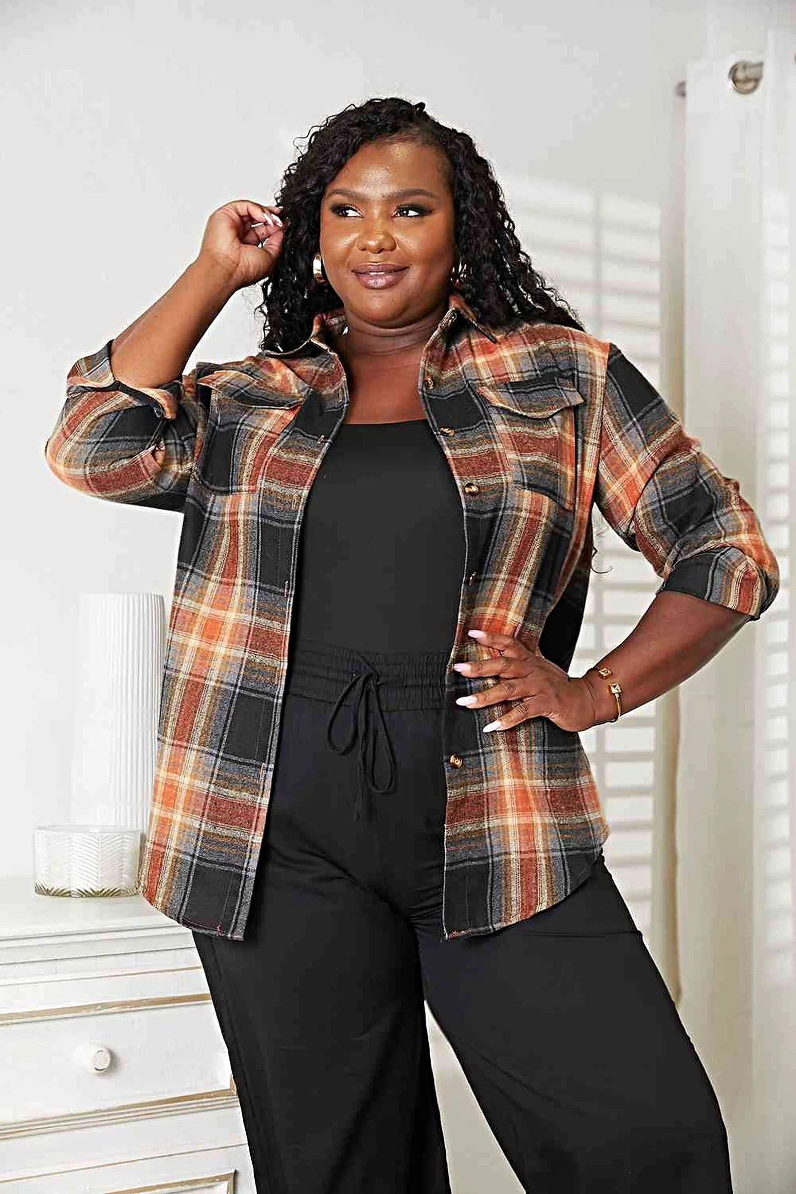 Chic 100% Polyester Plaid Dropped Shoulder Shirt with Collared Neckline and Relaxed Fit Trendsi