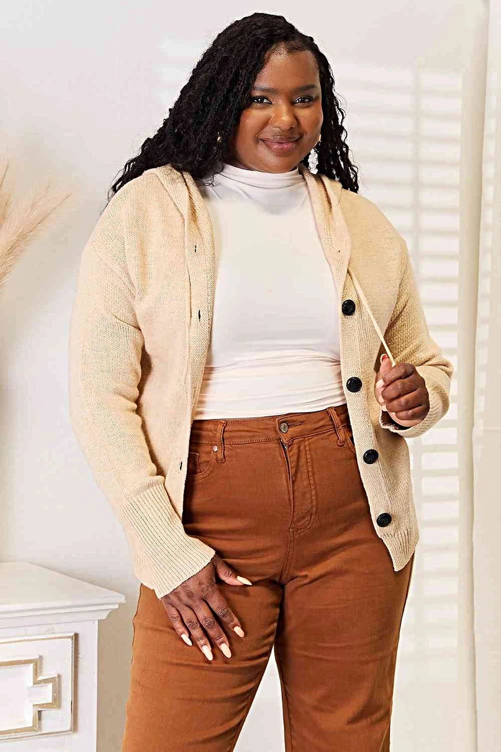 Stylish Woven Right Long Sleeve Hooded Sweater with Button-Down Design for Cozy Comfort Trendsi