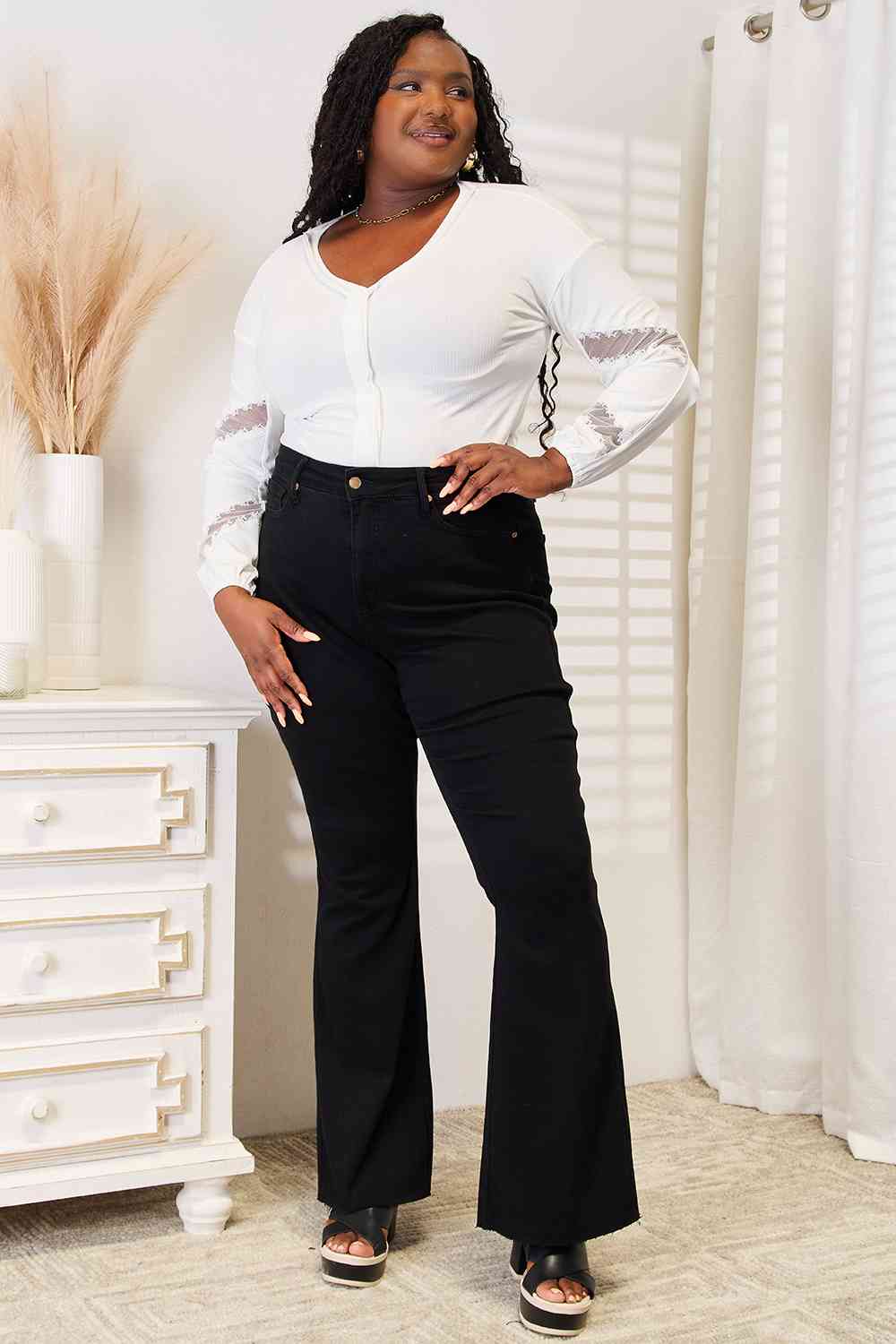 Sophisticated V-Neck Blouse with Dropped Shoulders and Elegant Lace Detail Trendsi