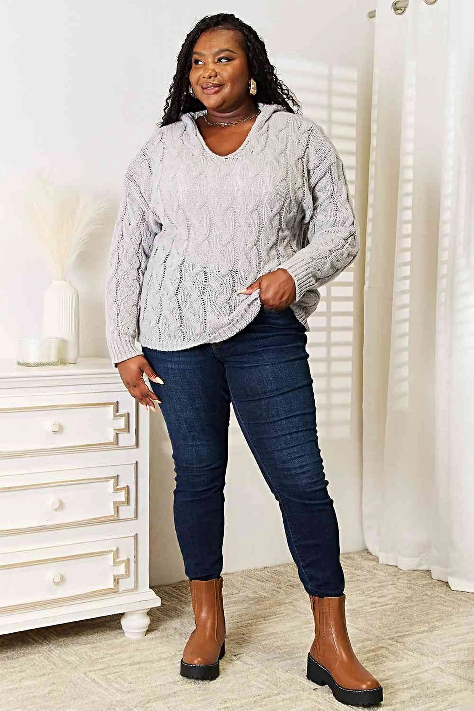 Luxurious Cable Knit Hooded Sweater with Classic Design - Perfect for Chilly Days Trendsi