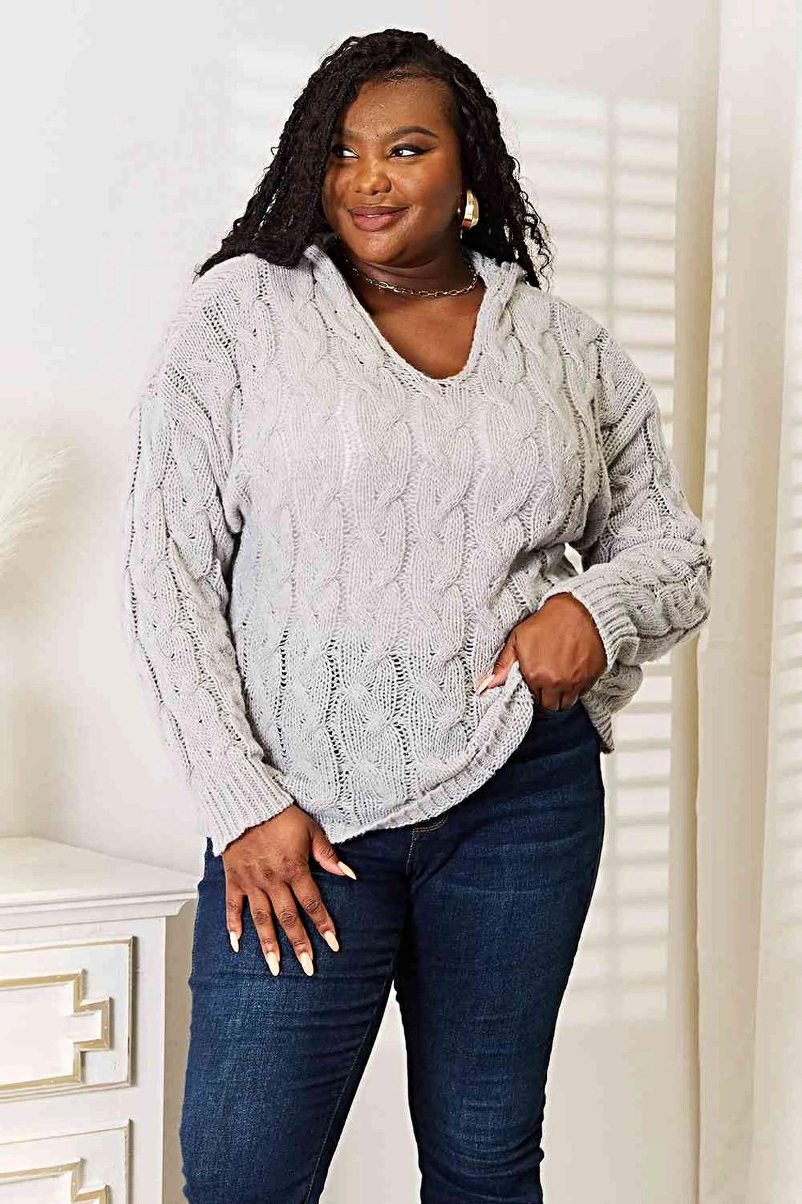 Luxurious Cable Knit Hooded Sweater with Classic Design - Perfect for Chilly Days Trendsi