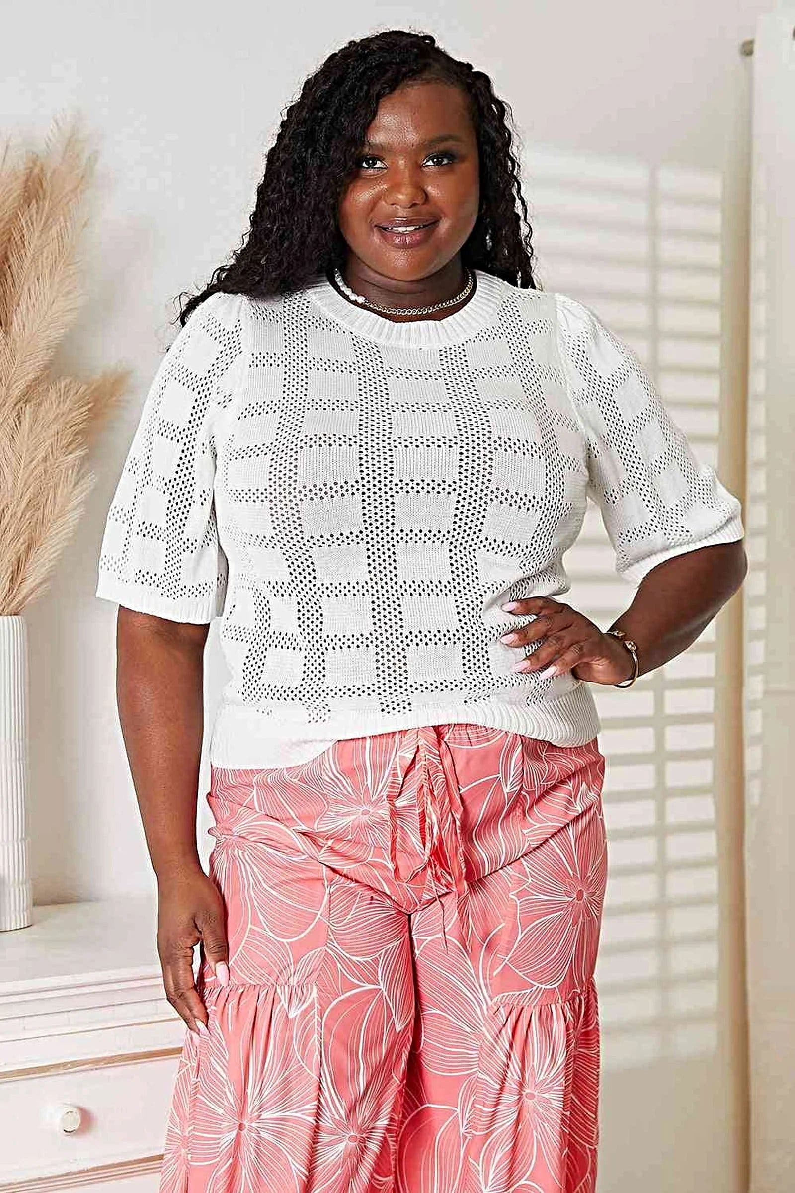 Chic Ribbed Knit Top with Round Neckline and Half Sleeves for Effortless Style Trendsi