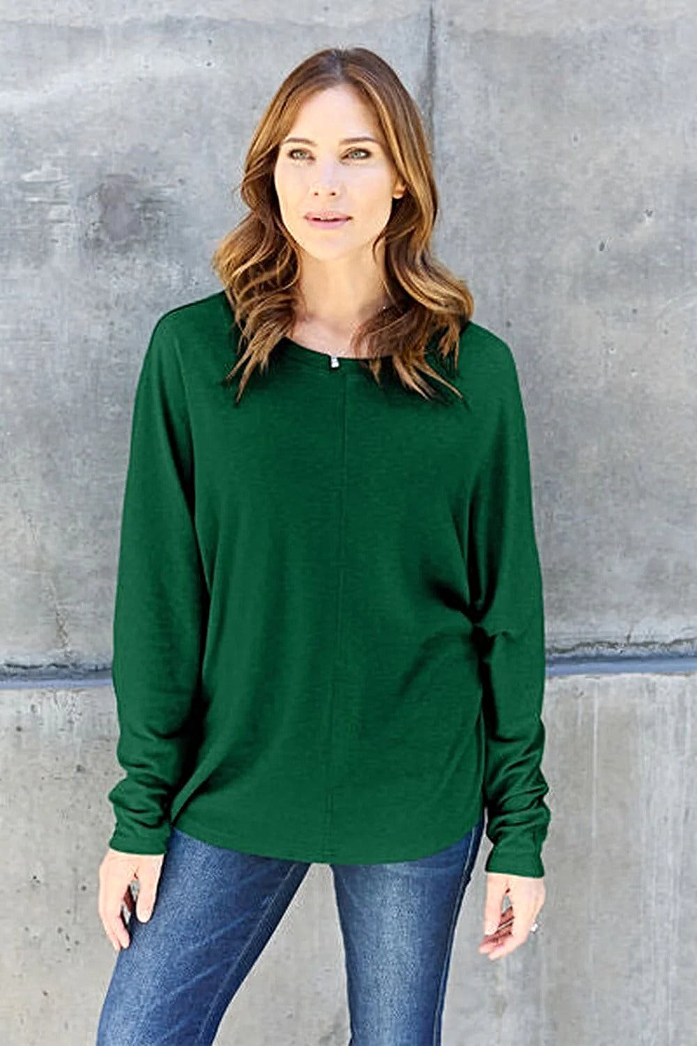 Elegant Basic Round Neck Shirt - Full Size Long Sleeve T-Shirt for Effortless Style Trendsi
