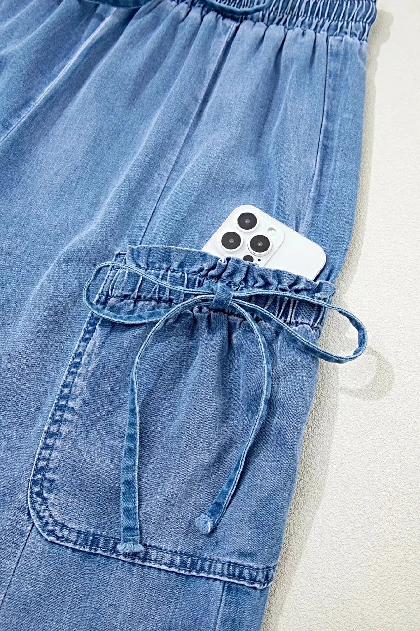Drawstring Elastic Waist Pocketed Loose Jeans -