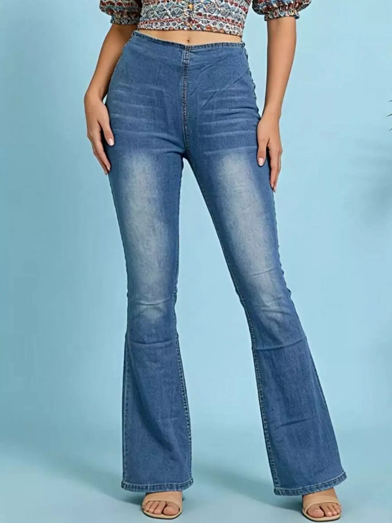High-Waisted Flare Jeans -