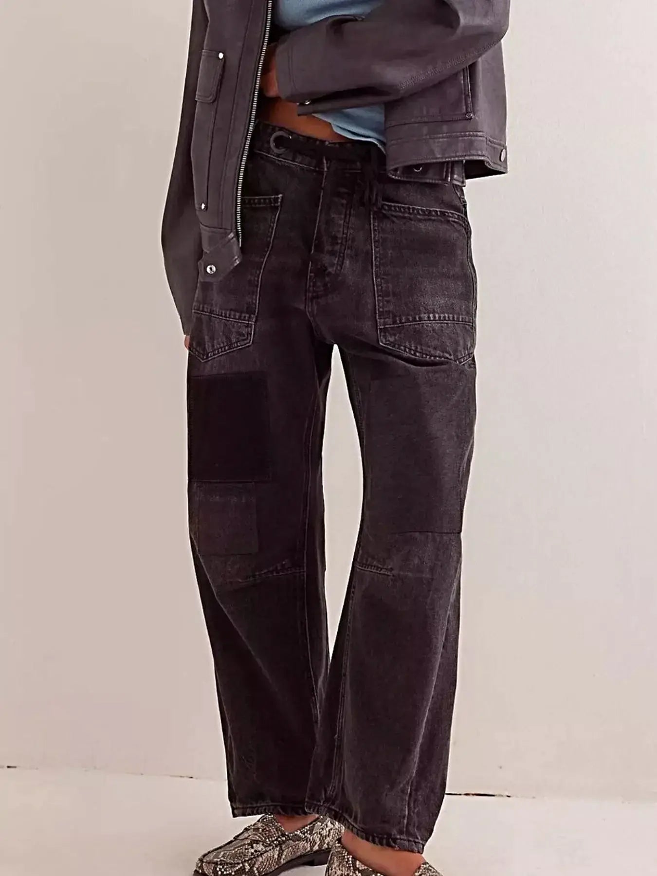 Washed Relaxed Fit Jeans -