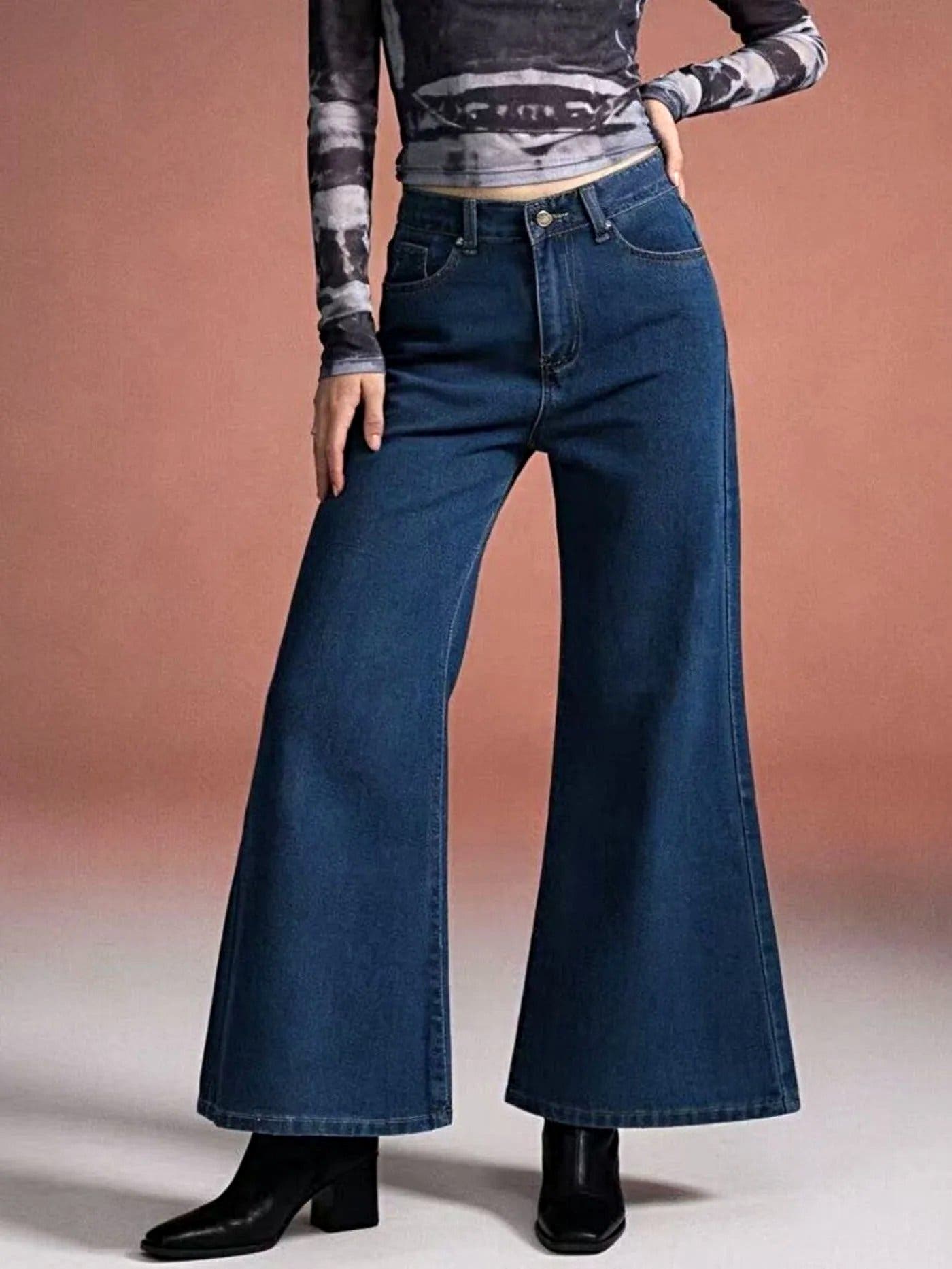 High-Waisted Flare Leg Jeans -