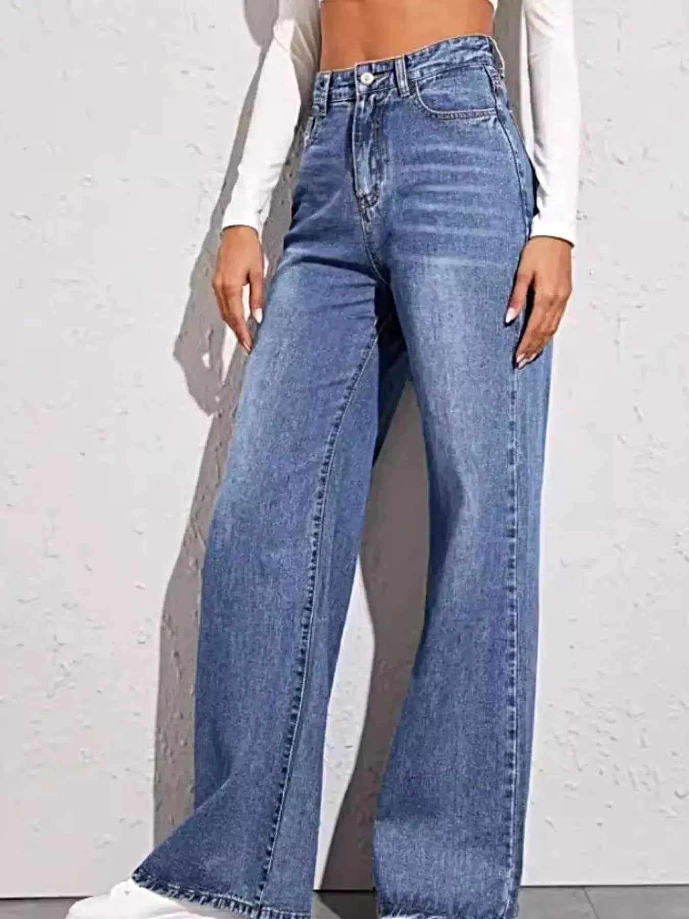 High-Waisted Wide Leg Jeans -