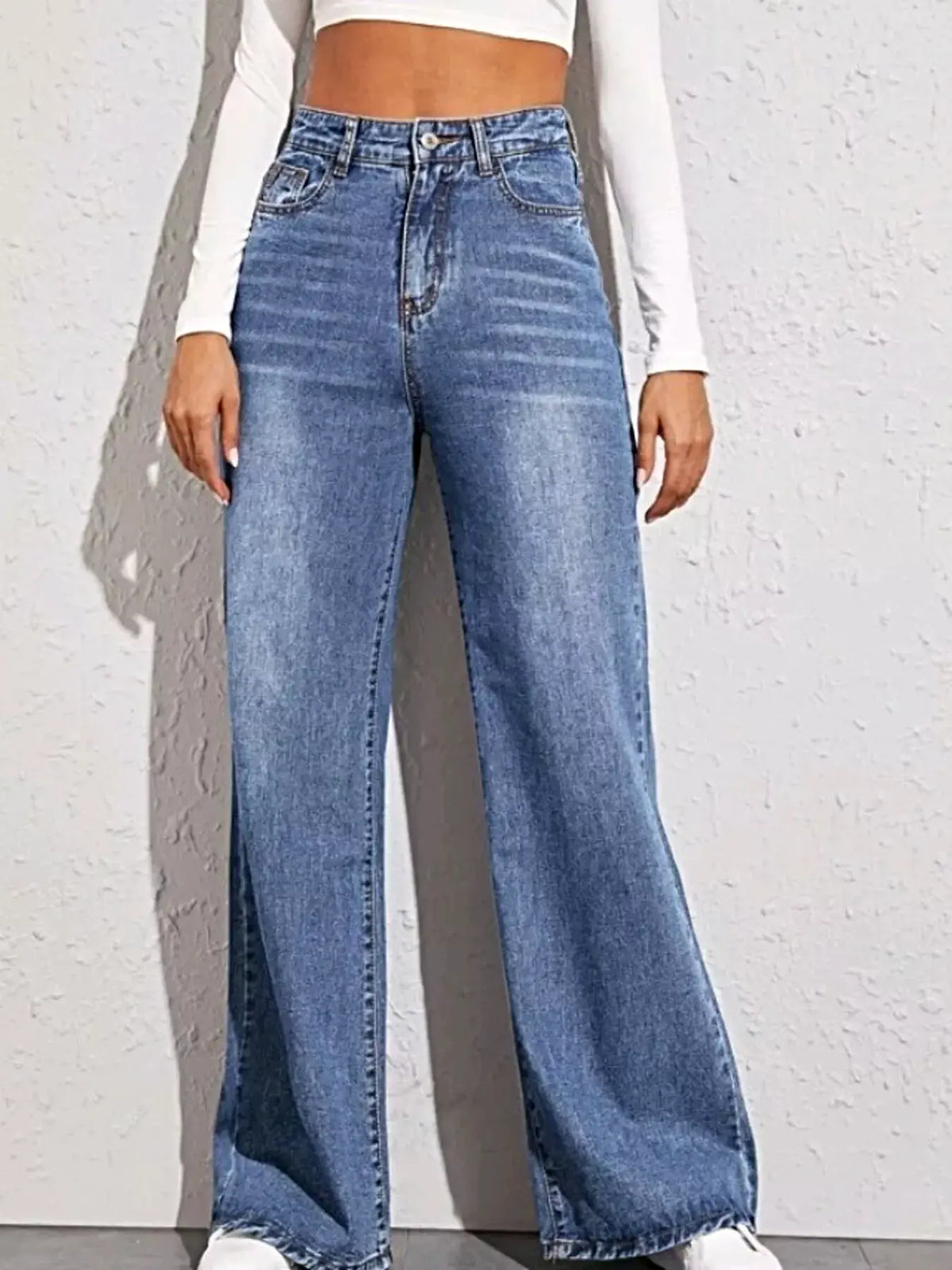High-Waisted Wide Leg Jeans -