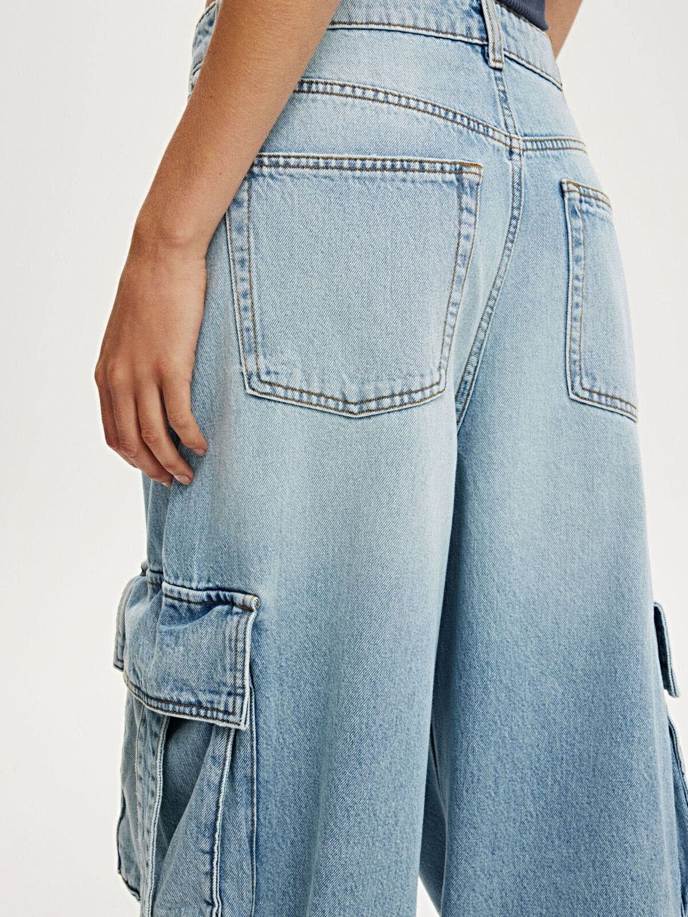 Vintage Wash Wide Leg Cargo Jeans -